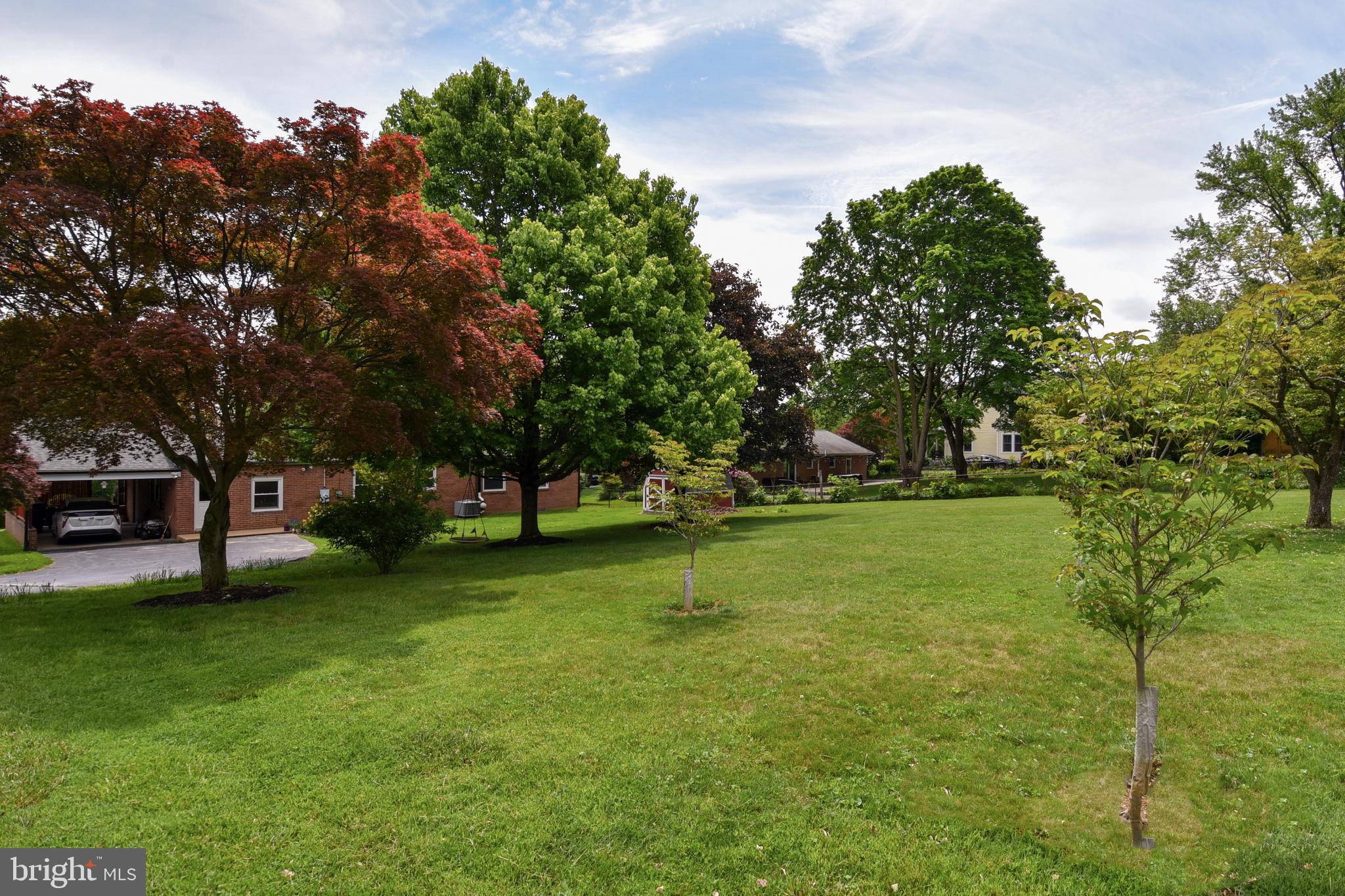 ROUND HILL - Residential Lease