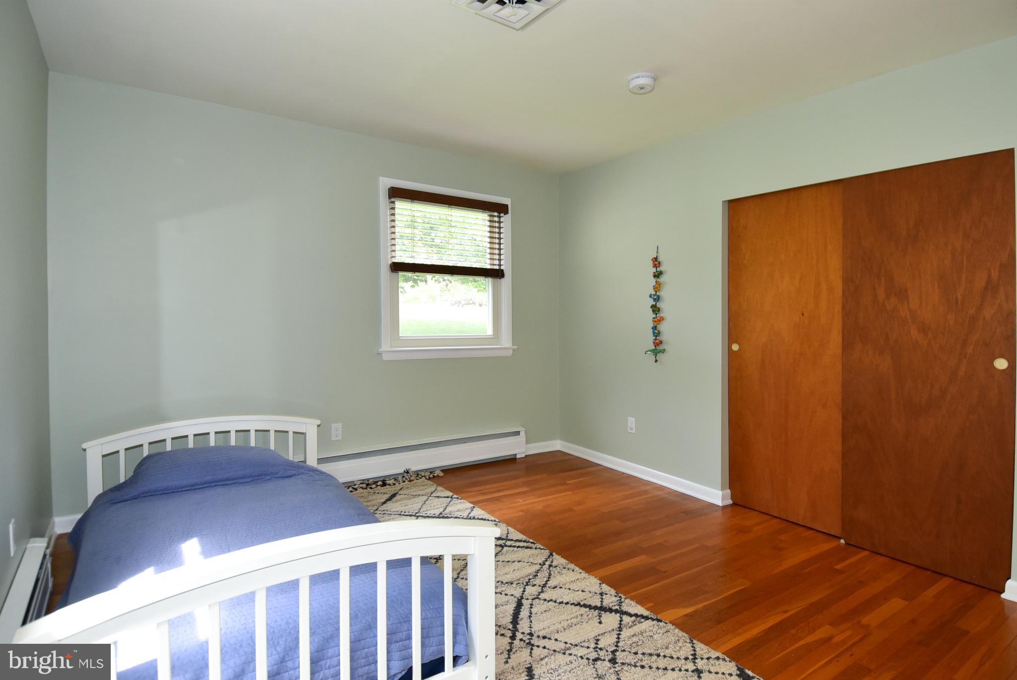 ROUND HILL - Residential Lease