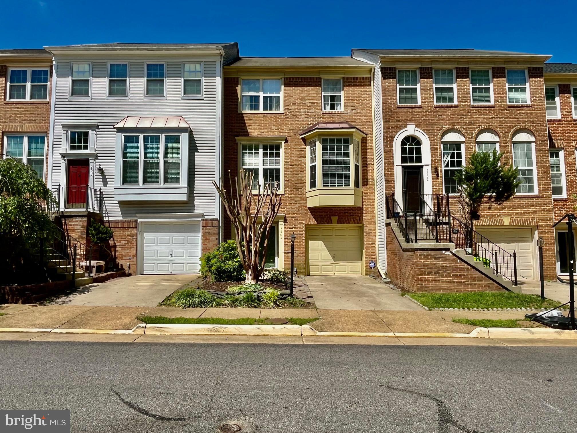 ISLAND CREEK - Residential Lease