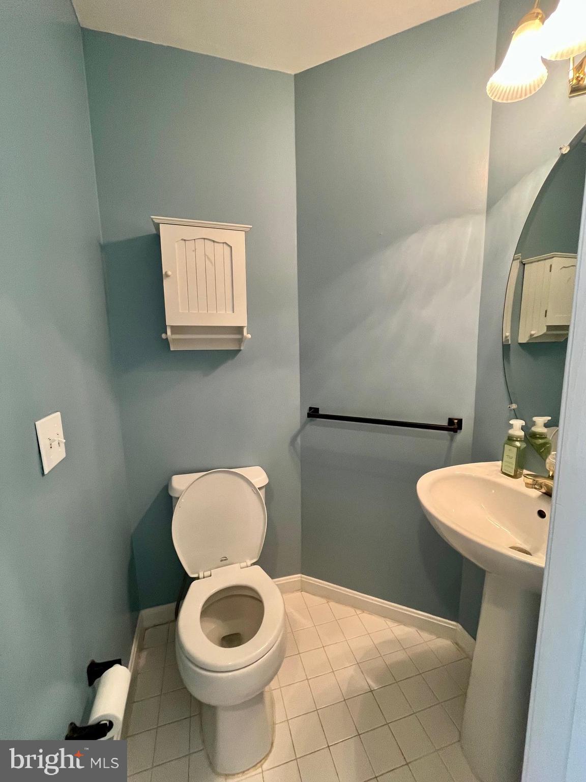 ISLAND CREEK - Residential Lease