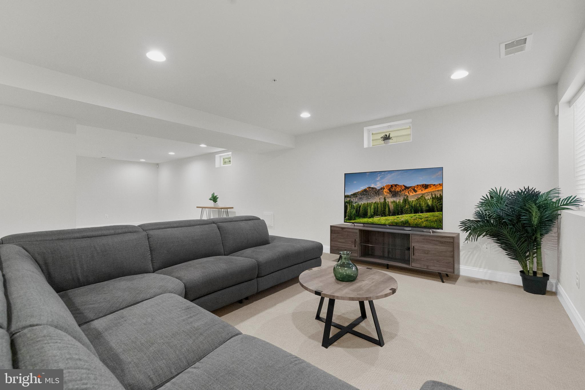 CABIN BRANCH - Residential