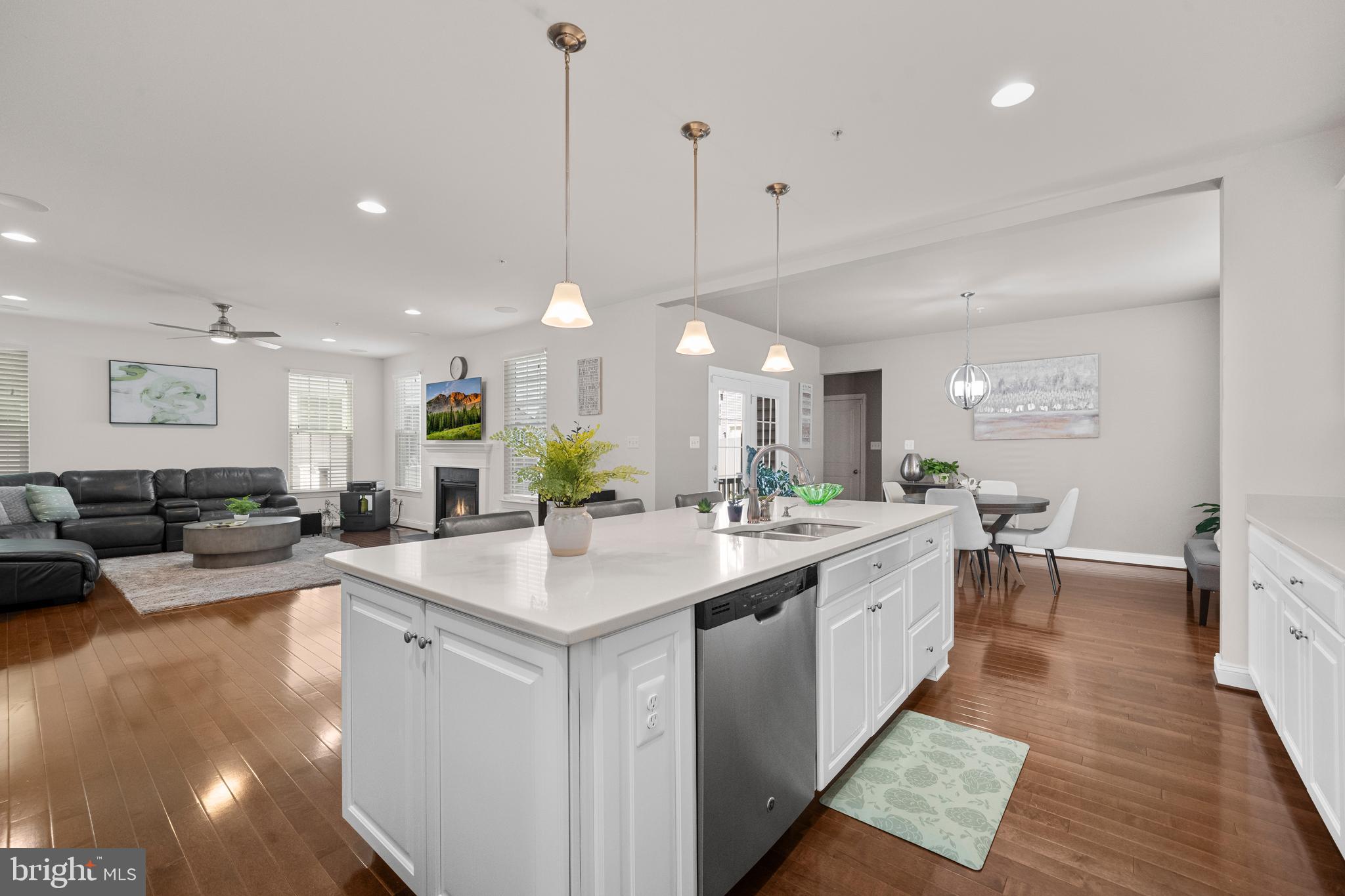 CABIN BRANCH - Residential