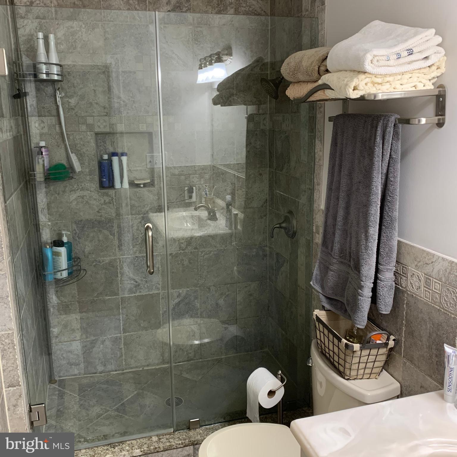 SUTTON GREEN - Residential Lease