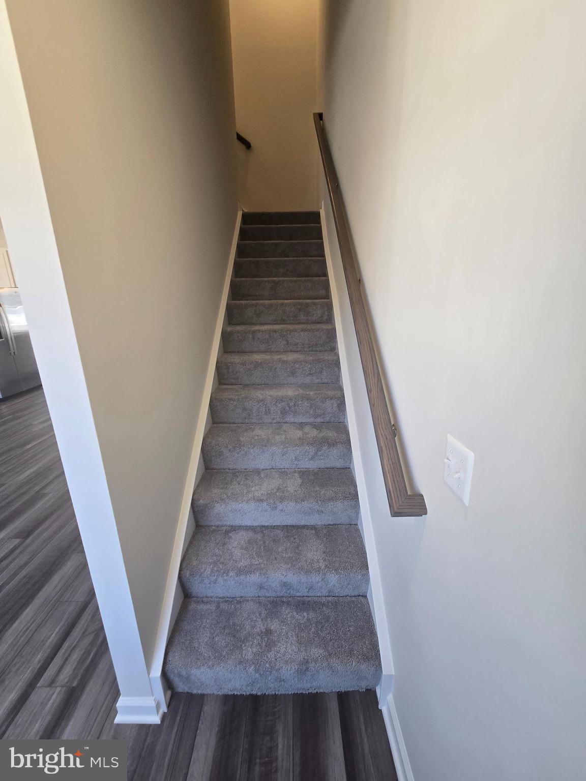 RED CLOVER MEADOWS - Residential Lease