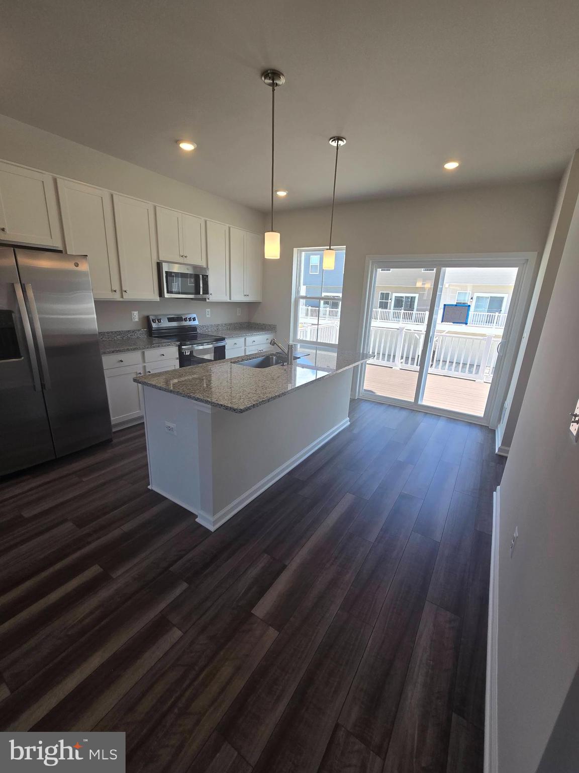 RED CLOVER MEADOWS - Residential Lease