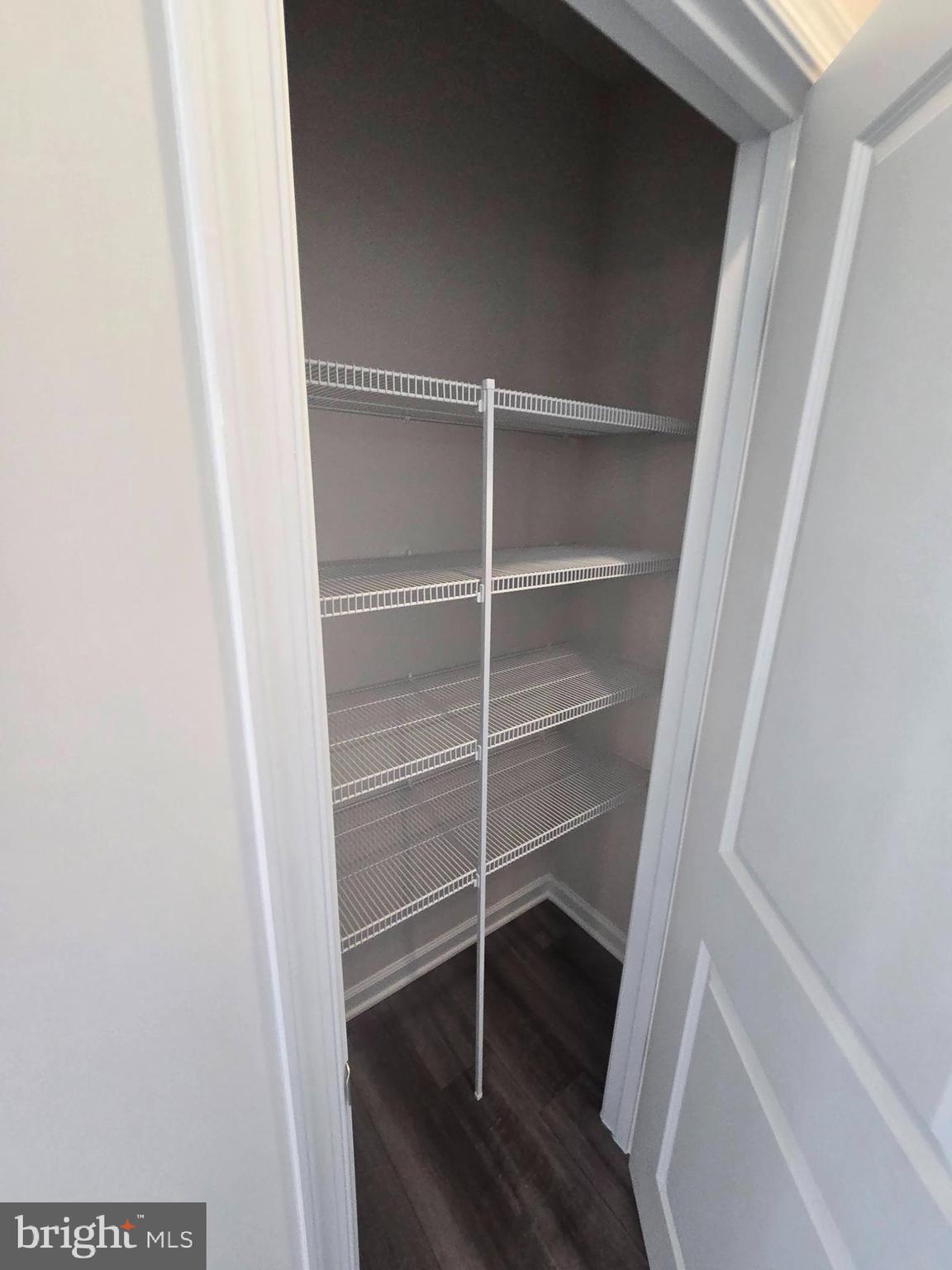 RED CLOVER MEADOWS - Residential Lease