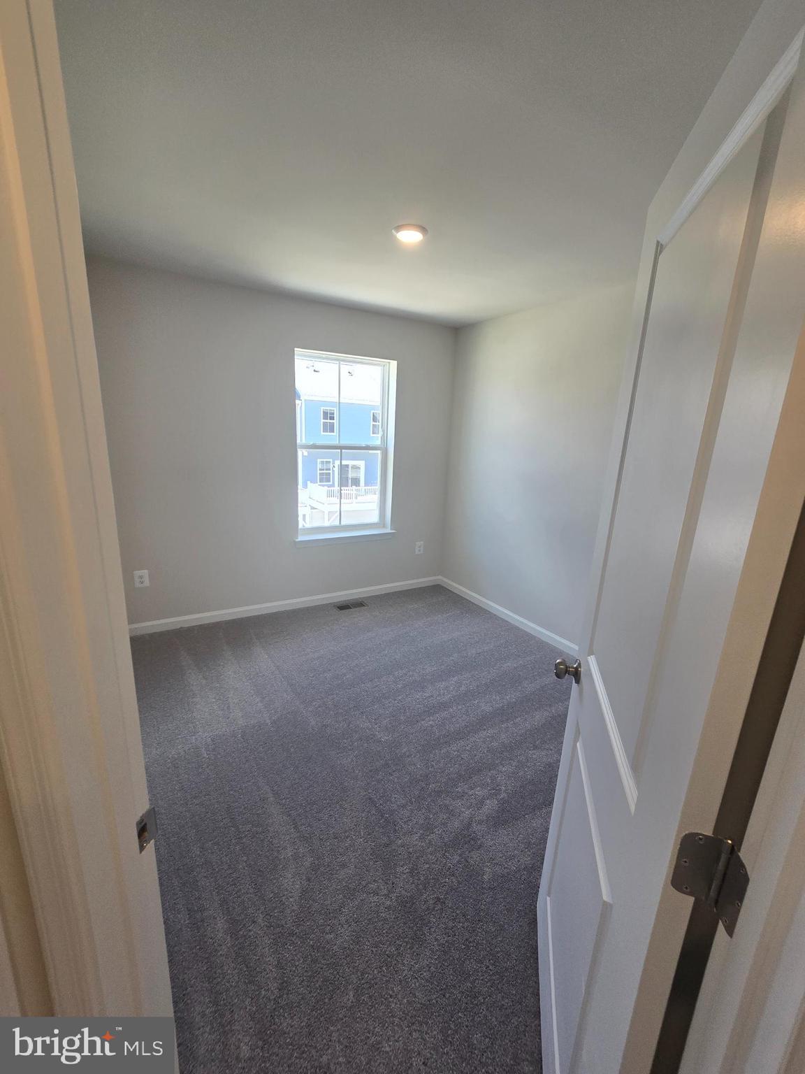 RED CLOVER MEADOWS - Residential Lease