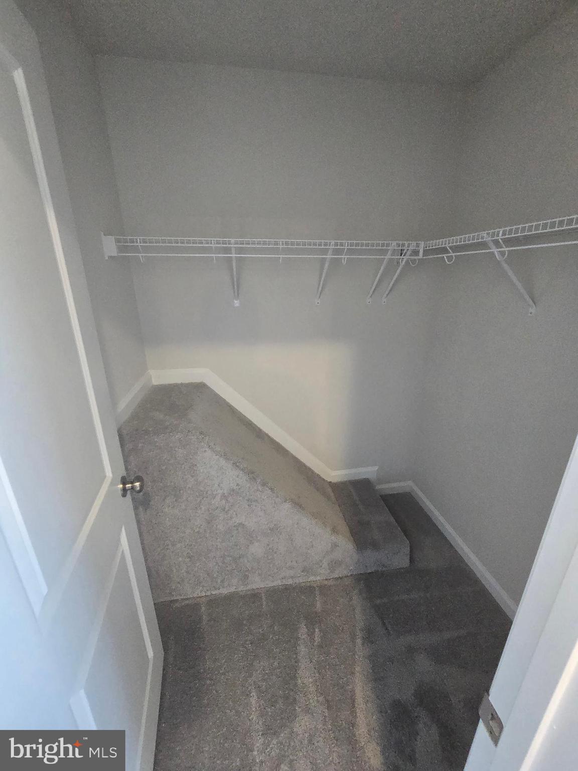 RED CLOVER MEADOWS - Residential Lease