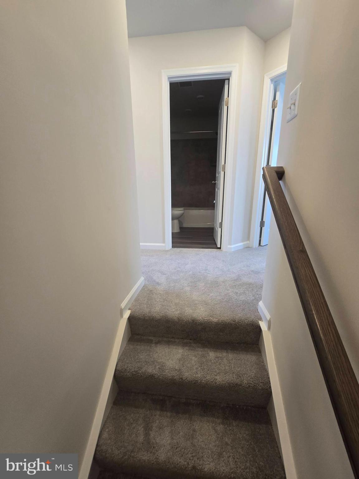 RED CLOVER MEADOWS - Residential Lease