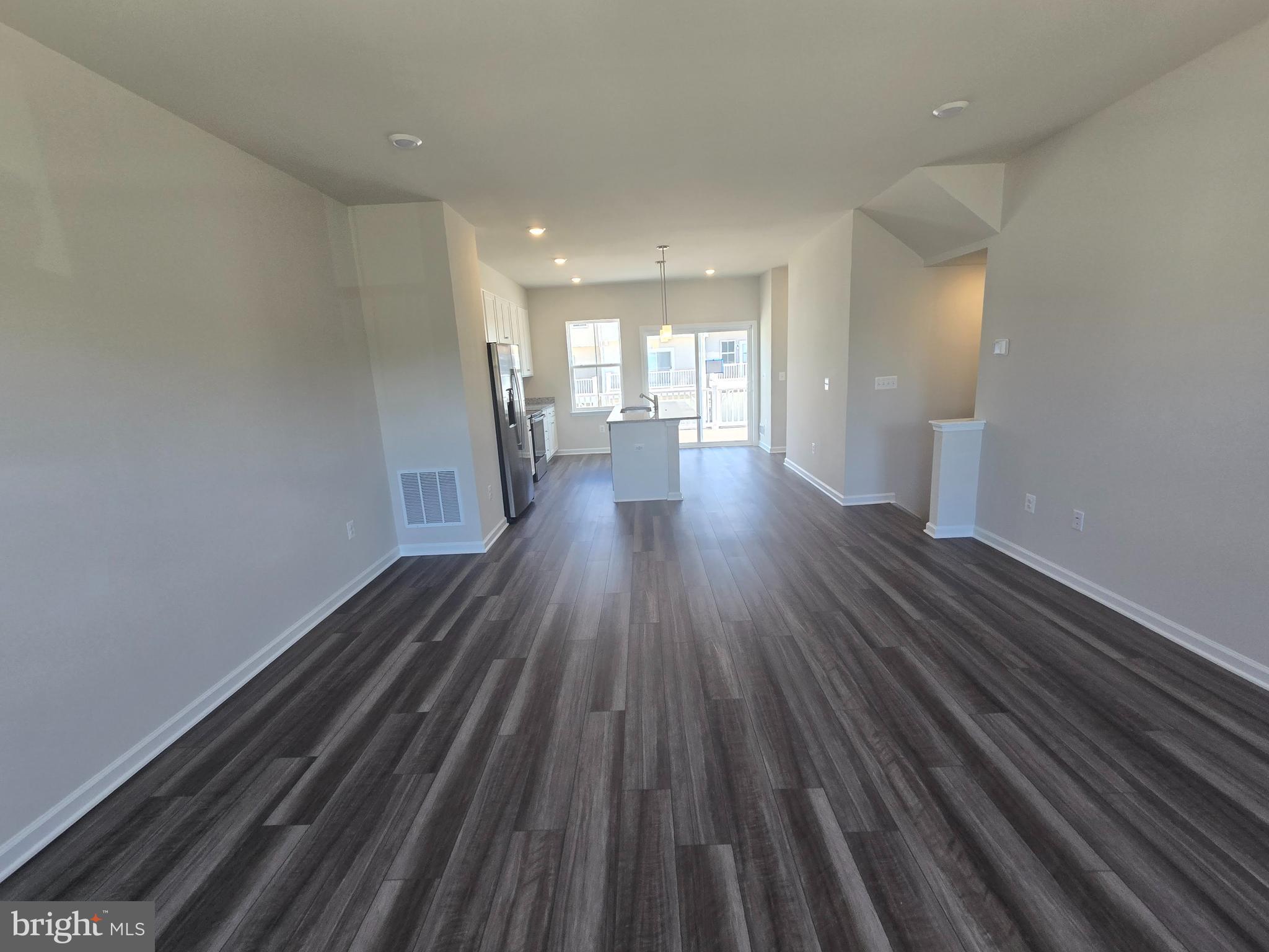 RED CLOVER MEADOWS - Residential Lease