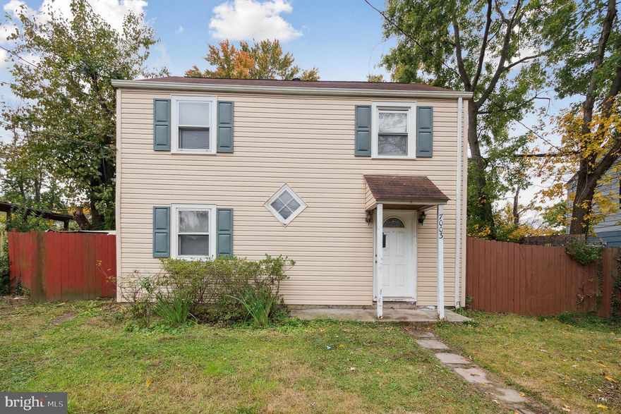 𝗠𝗼𝗿𝗲 𝗱𝗲𝘁𝗮𝗶𝗹𝘀 𝗰𝗼𝗻𝘁𝗮𝗰𝘁 𝗖𝗼-𝗟𝗶𝘀𝘁𝗲𝗿. Welcome home to 7003 E Kilmer St! This cozy yet very spacious home features a living room, dining room and kitchen on the main floor. The kitchen has convenient access to the large flat yard which is perfect for gatherings with family and friends or simply create your own private garden. The upper-level features 3 bedrooms and 1 bath. This home is conveniently located within walking distance to public transportation, various shopping centers and only minutes away from major commuter roads. A few recent upgrades include: Newer roof (2016), newer kitchen tile floor (2017), laminated floor main, stairs and upper level (2022), nest thermostat (2018).

Some TLC will make this house your dream house.