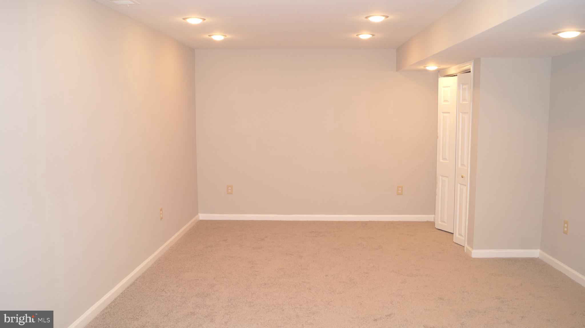 MILL CREEK SOUTH - Residential