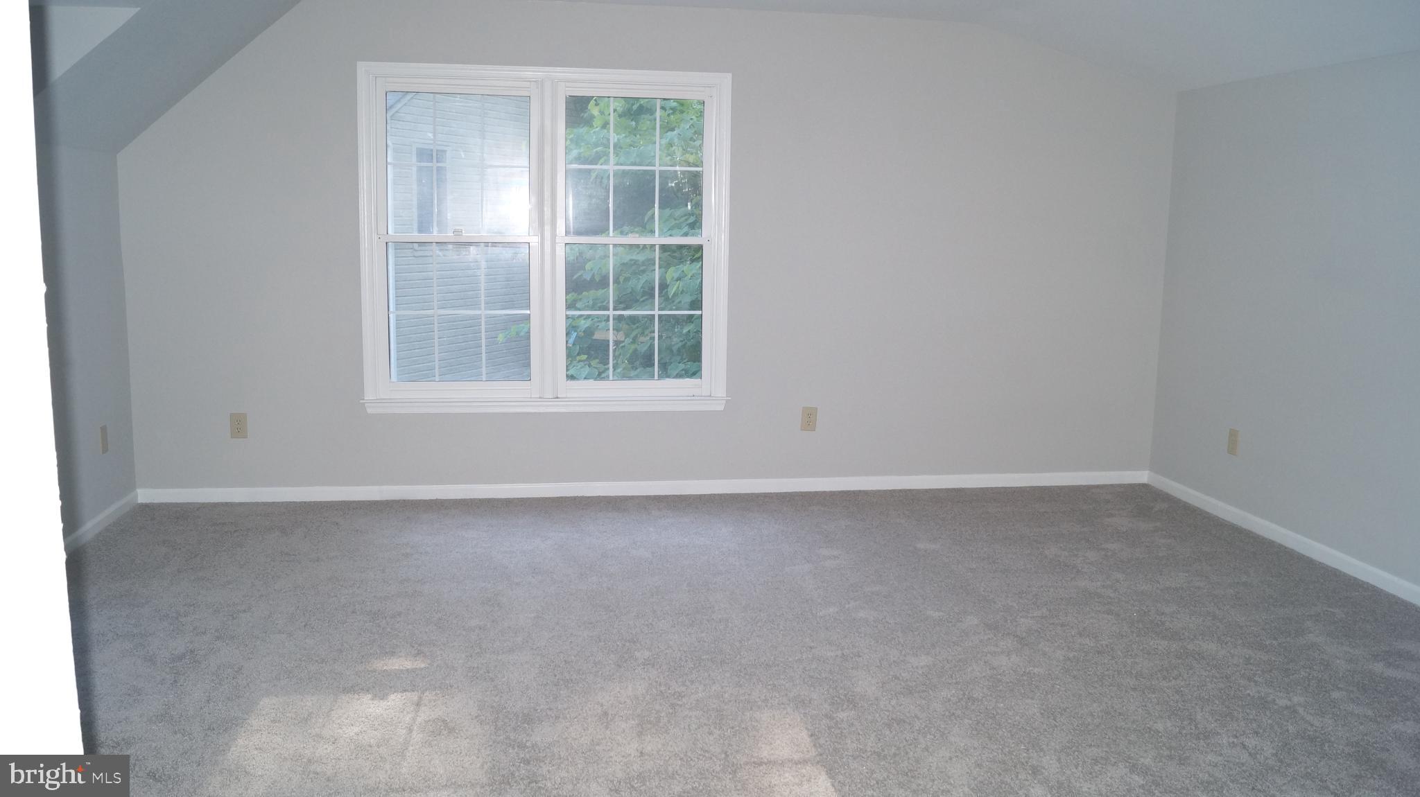 MILL CREEK SOUTH - Residential