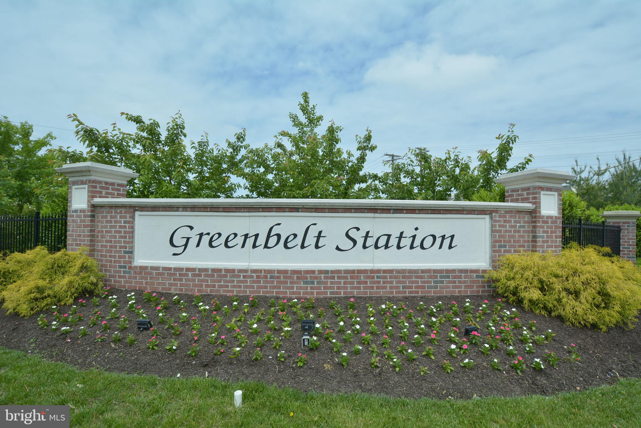 GREENBELT STATION - Residential