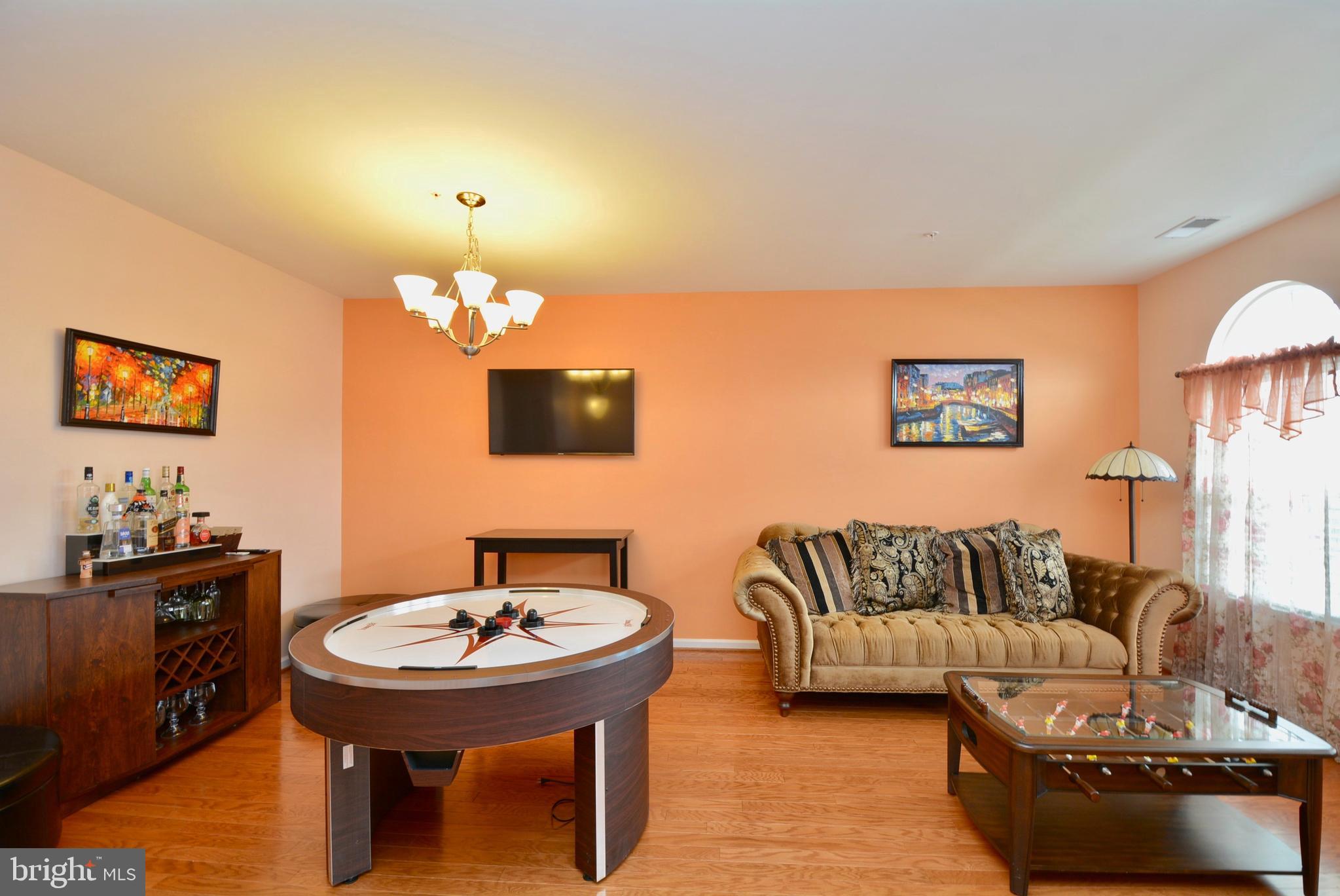 GREENBELT STATION - Residential