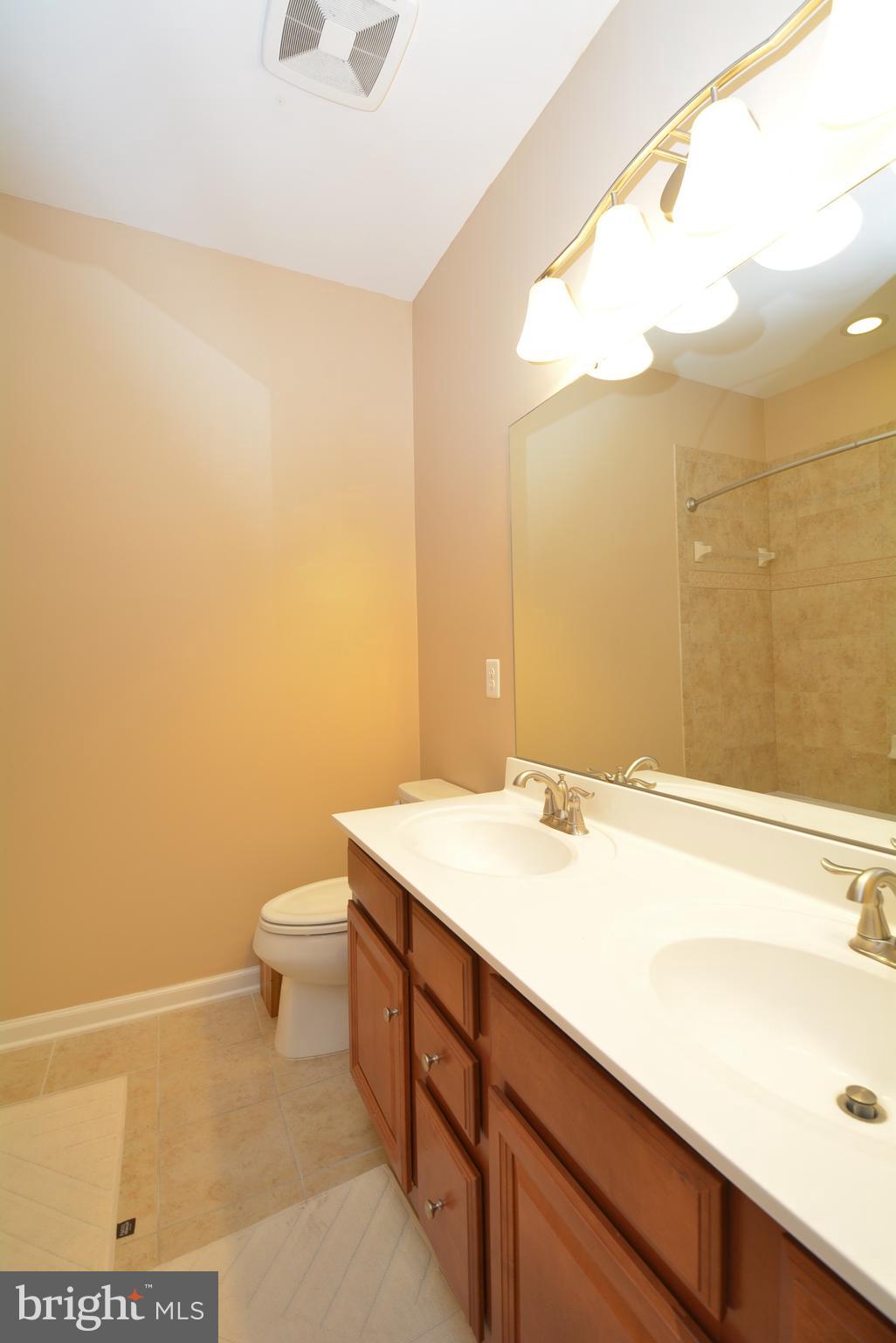 GREENBELT STATION - Residential