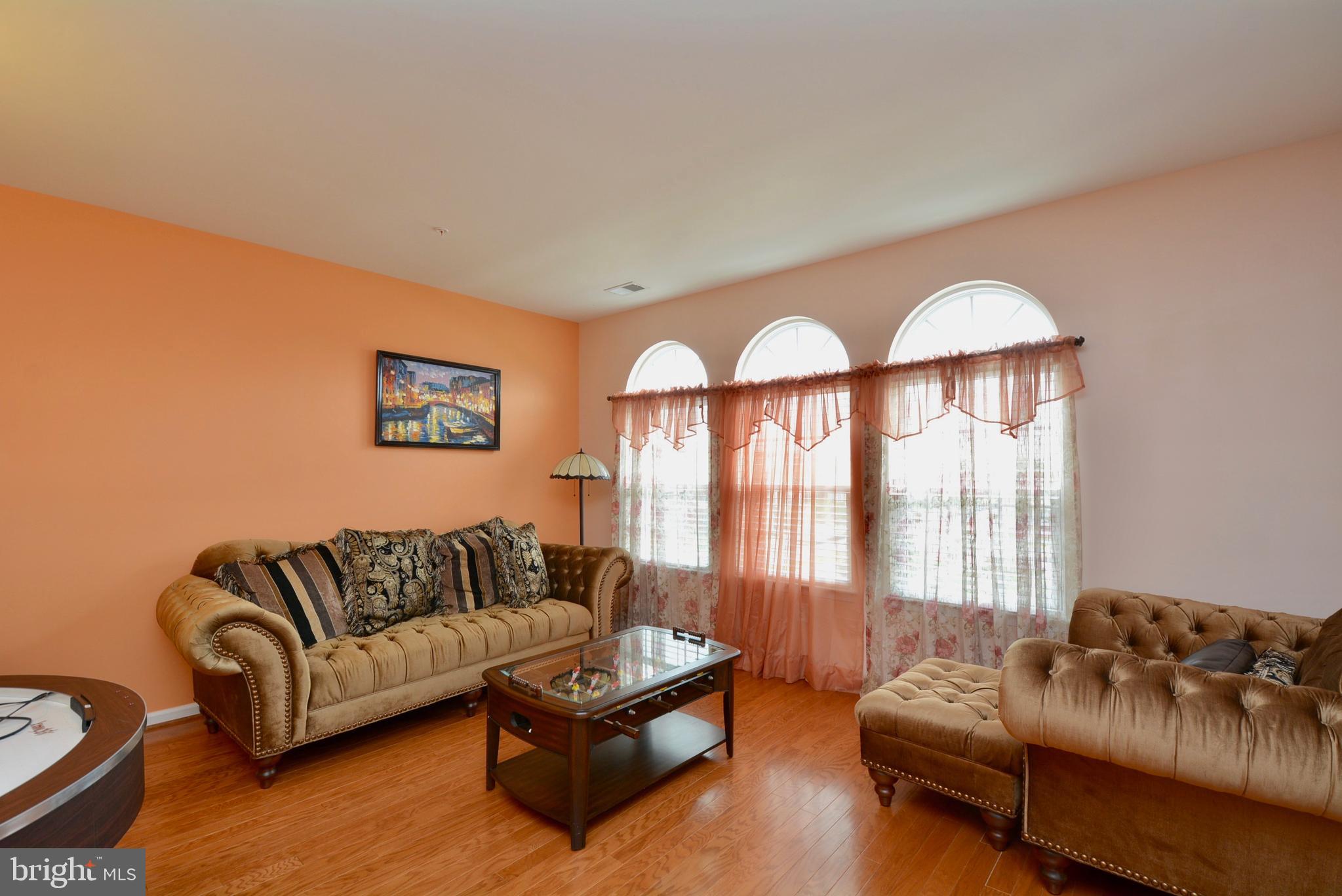 GREENBELT STATION - Residential