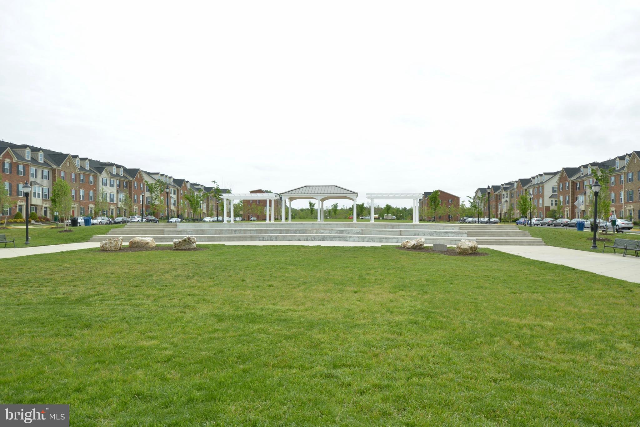 GREENBELT STATION - Residential