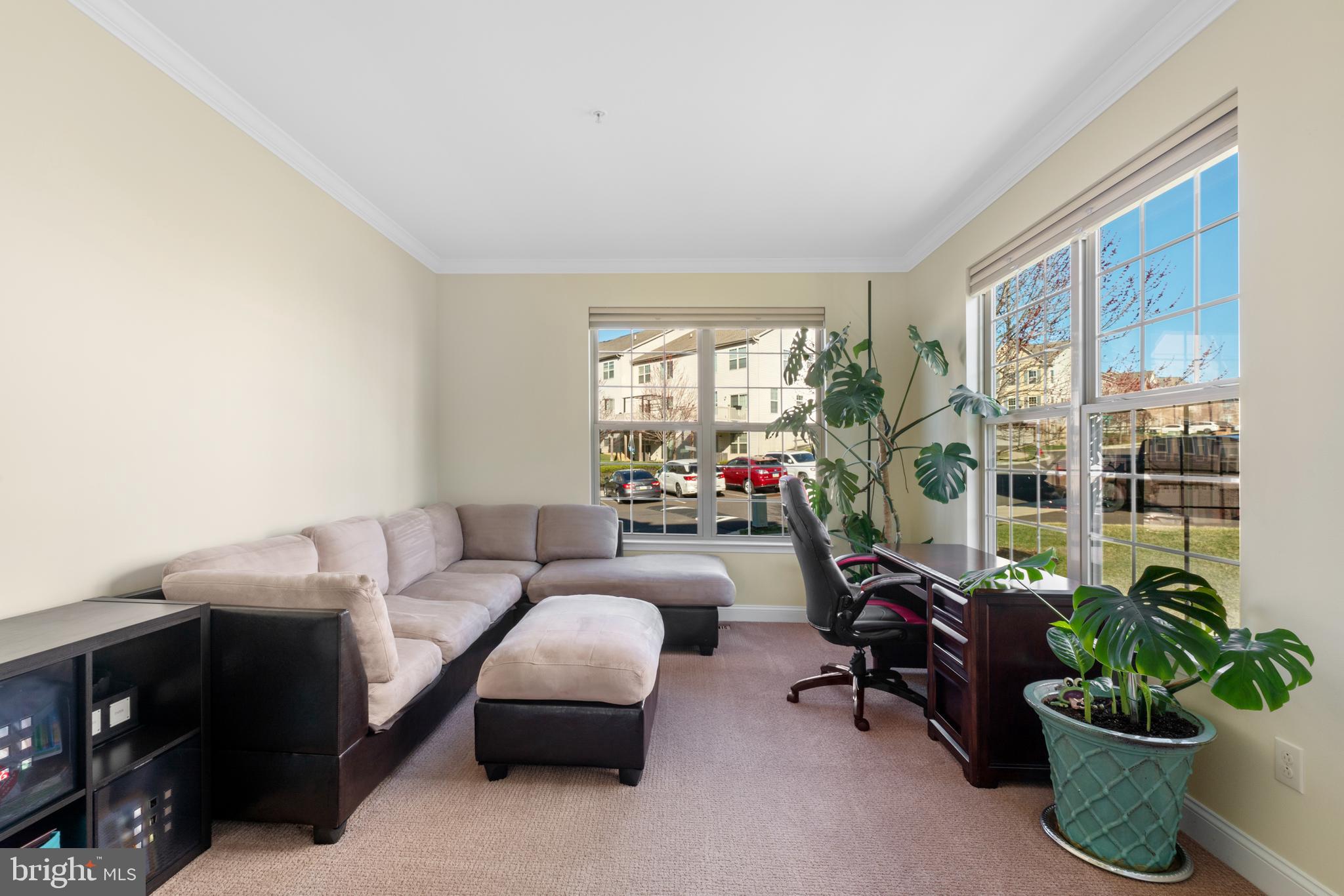 EMERALD WALK - Residential