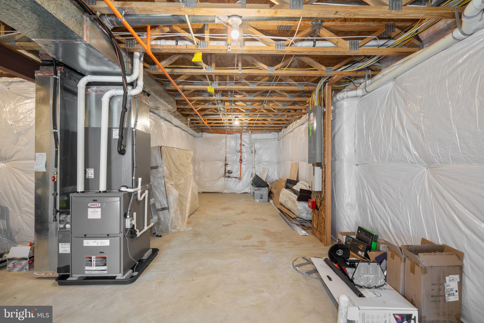 EMERALD WALK - Residential