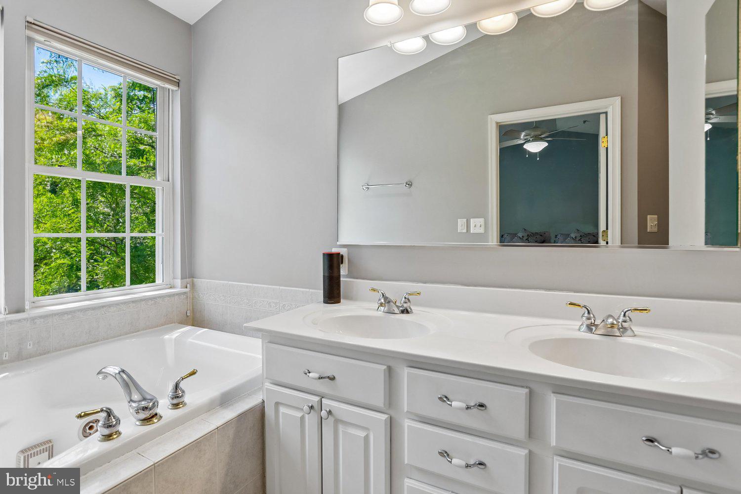 CHAPEL GROVE - Residential