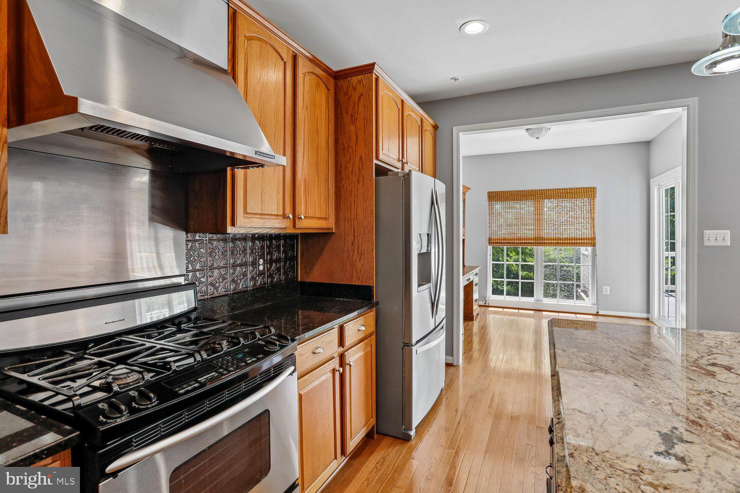 CHAPEL GROVE - Residential