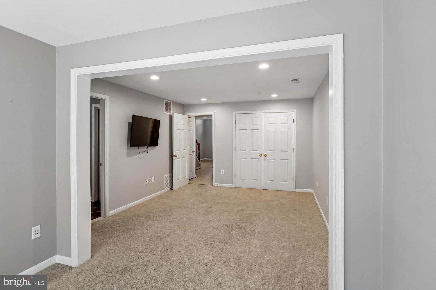 CHAPEL GROVE - Residential
