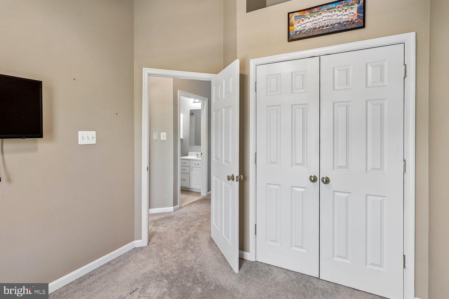 CHAPEL GROVE - Residential