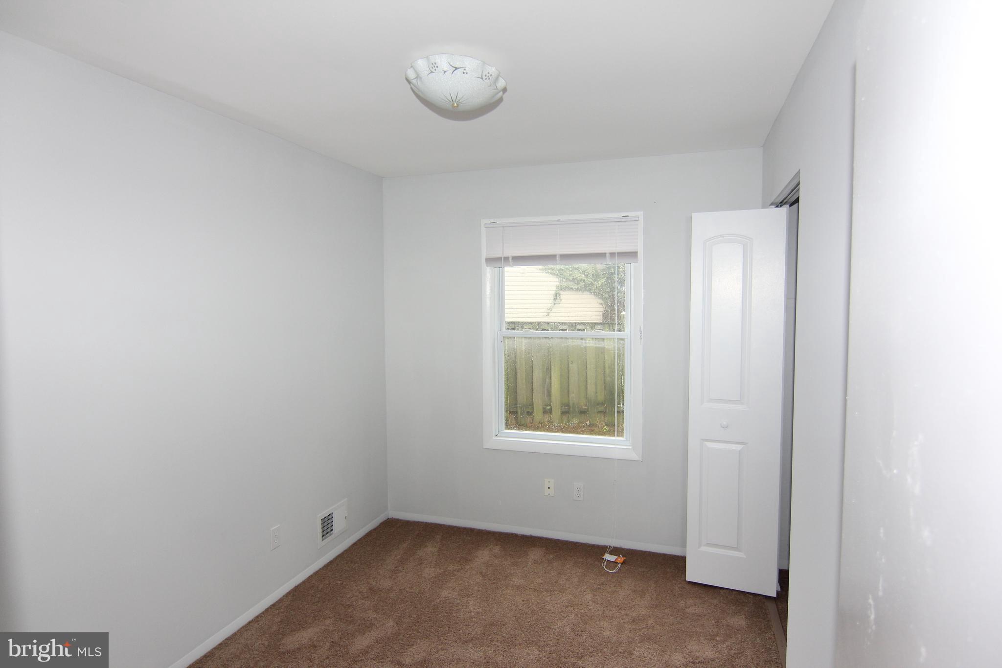 THE PROVINCES - Residential Lease