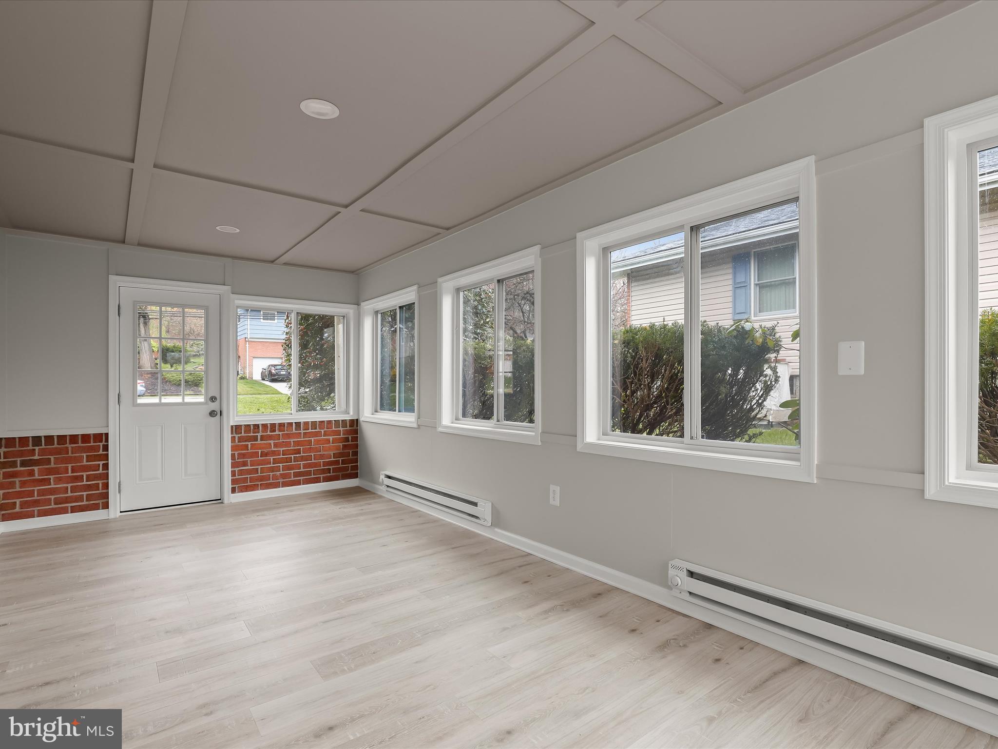 CROMWELL VALLEY - Residential