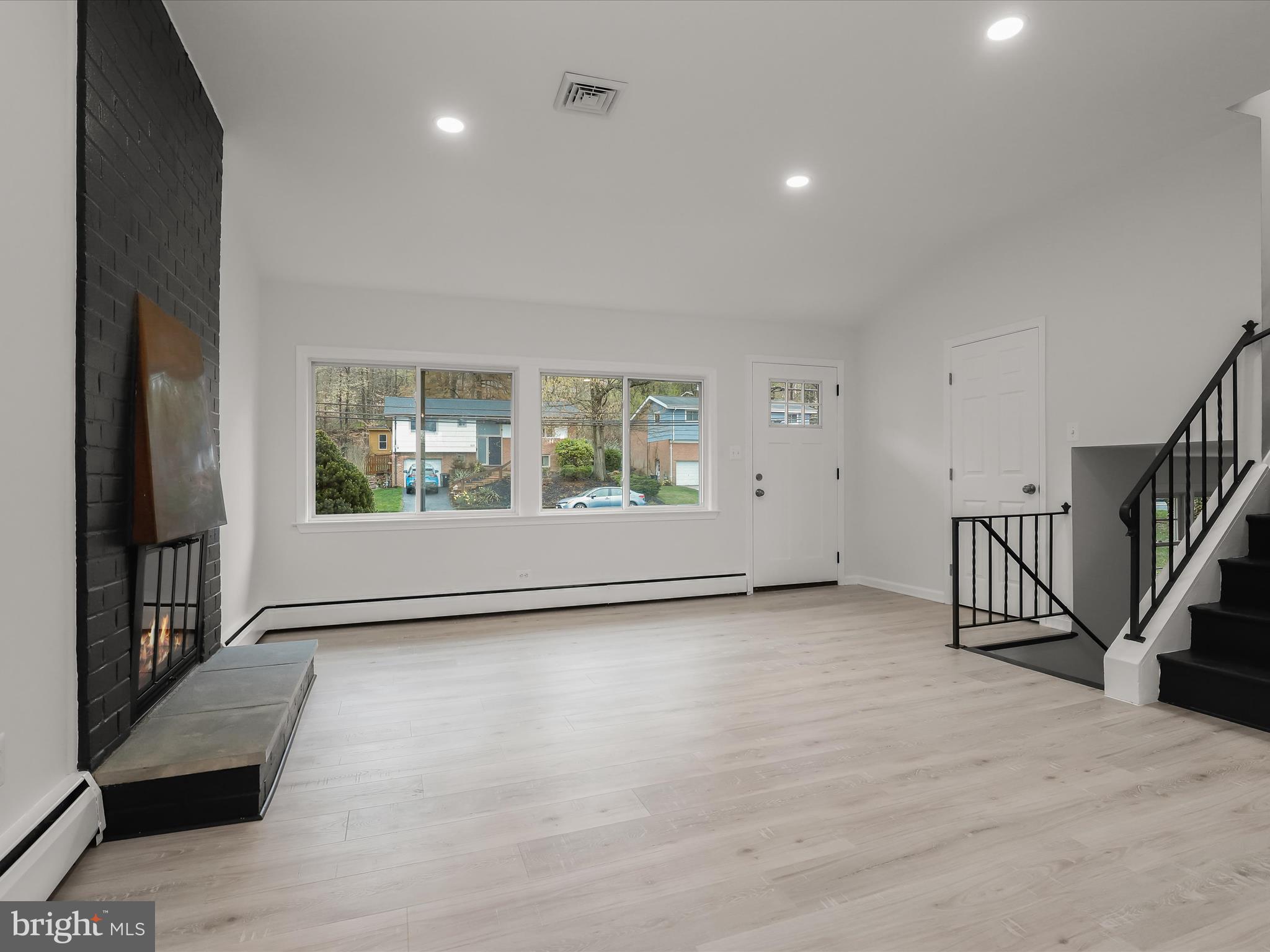 CROMWELL VALLEY - Residential