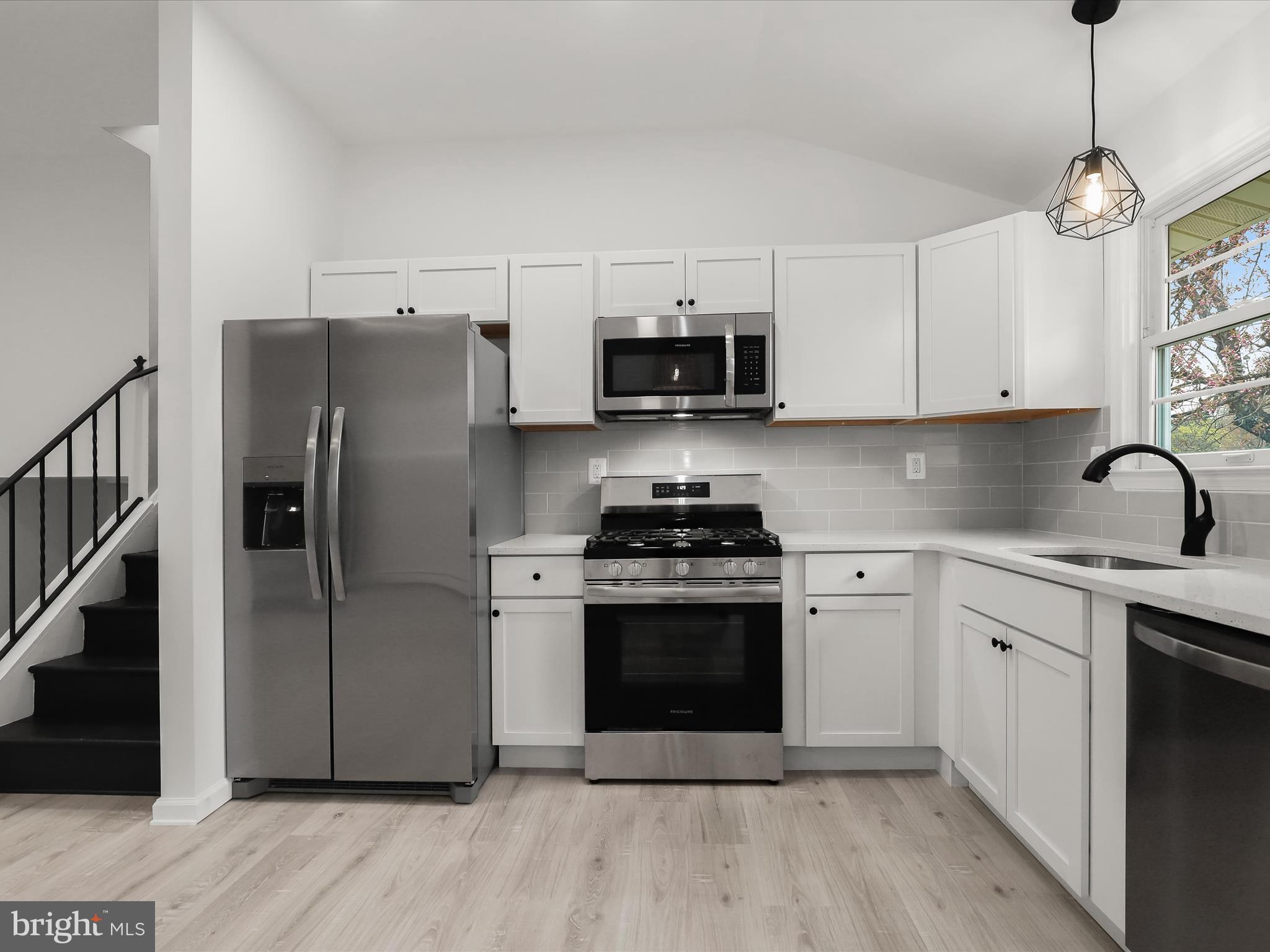 CROMWELL VALLEY - Residential