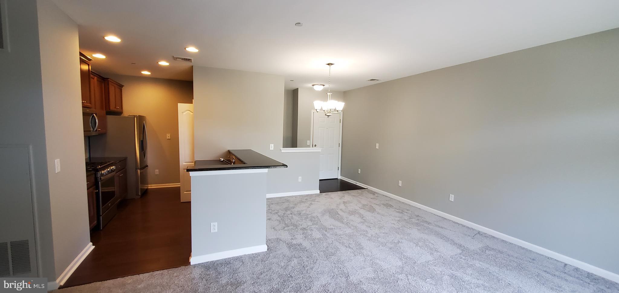 HUNTINGDON PLACE - Residential Lease