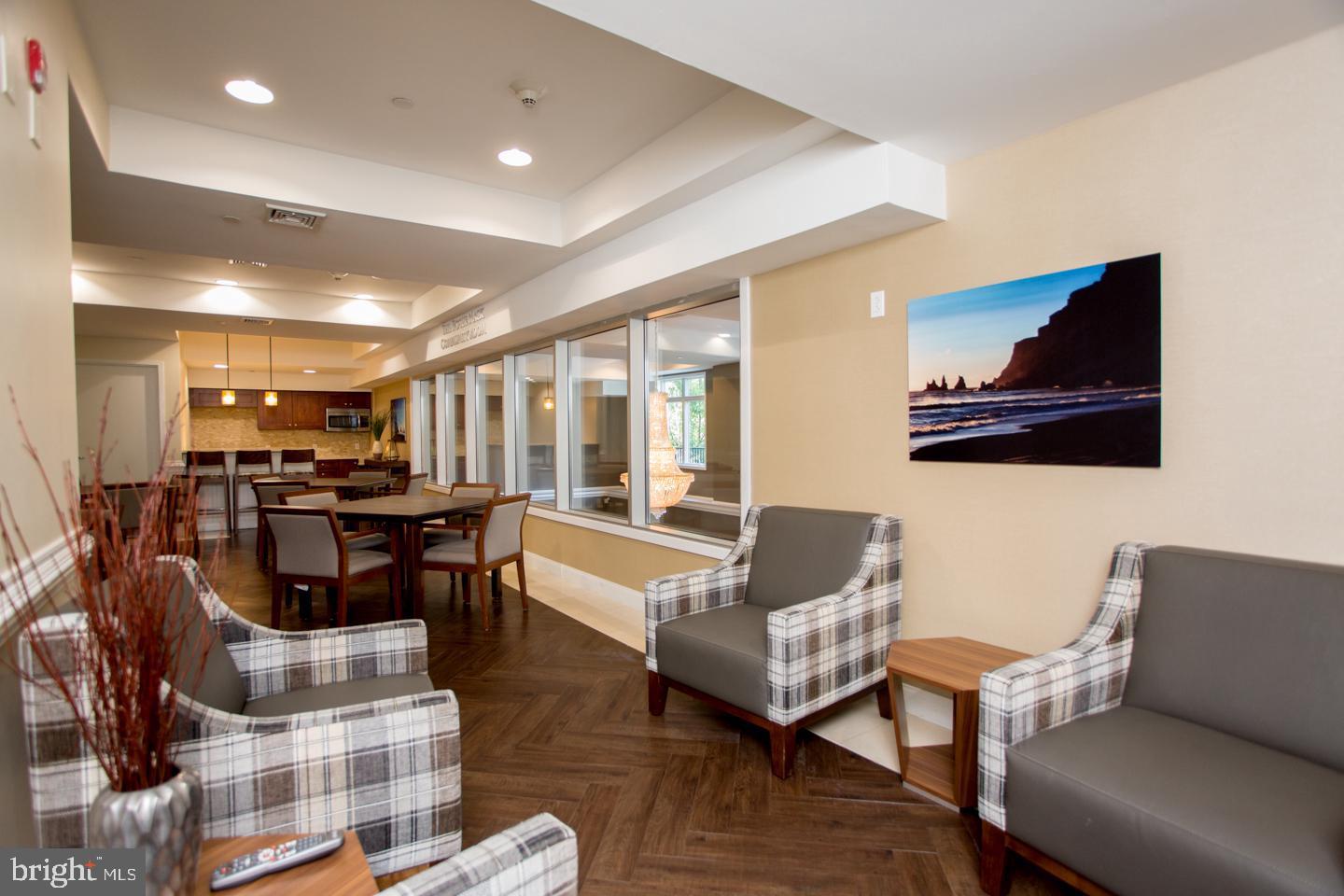 HUNTINGDON PLACE - Residential Lease