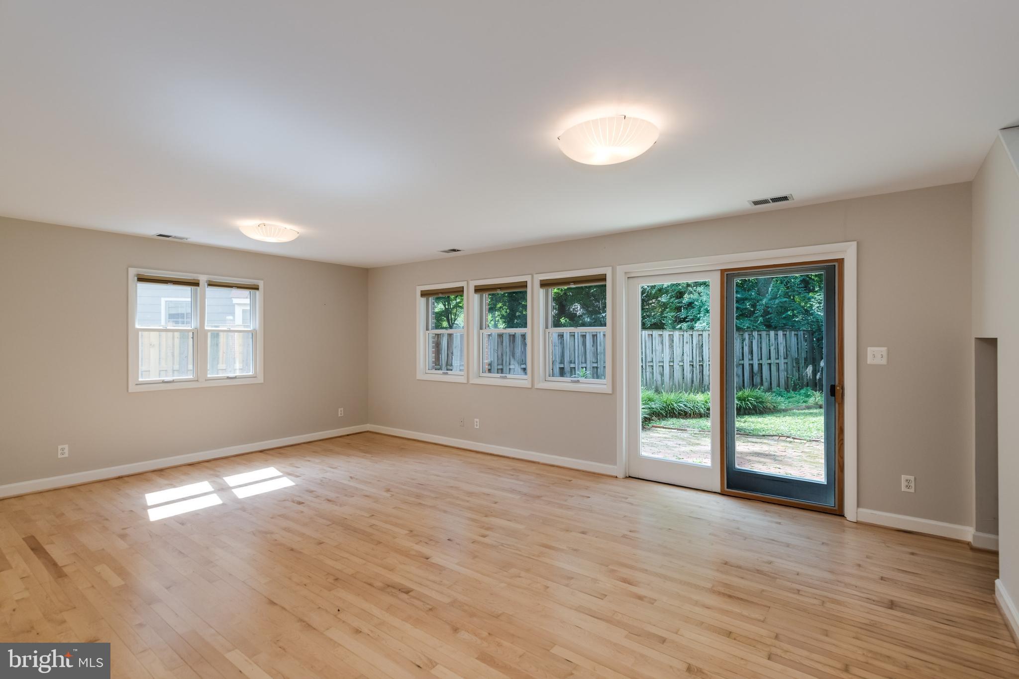 ALTA VISTA GARDENS - Residential Lease