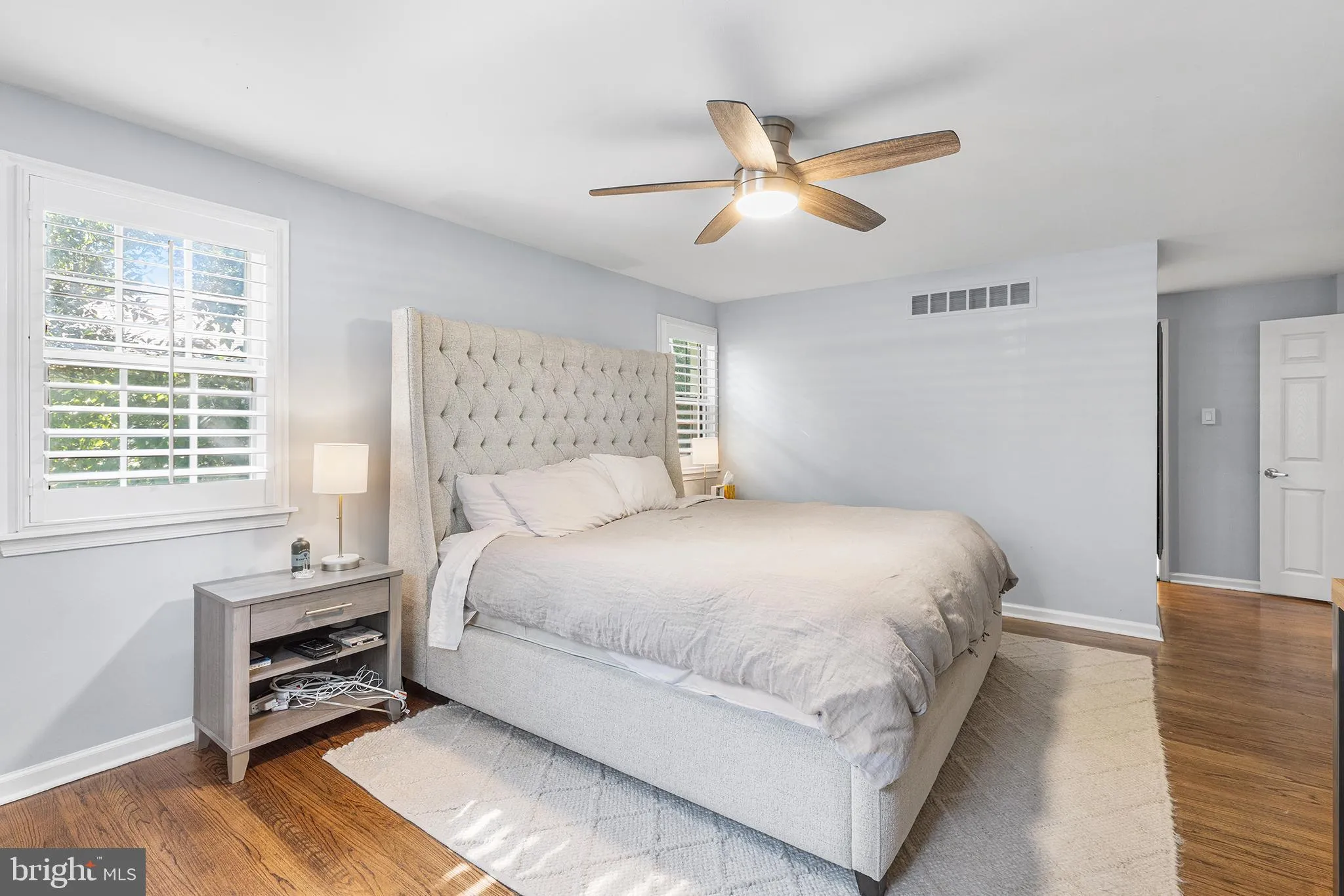 Berwyn, Pennsylvania 19312, United States, 4 Bedrooms Bedrooms, ,3 BathroomsBathrooms,Residential,Contingent,199431