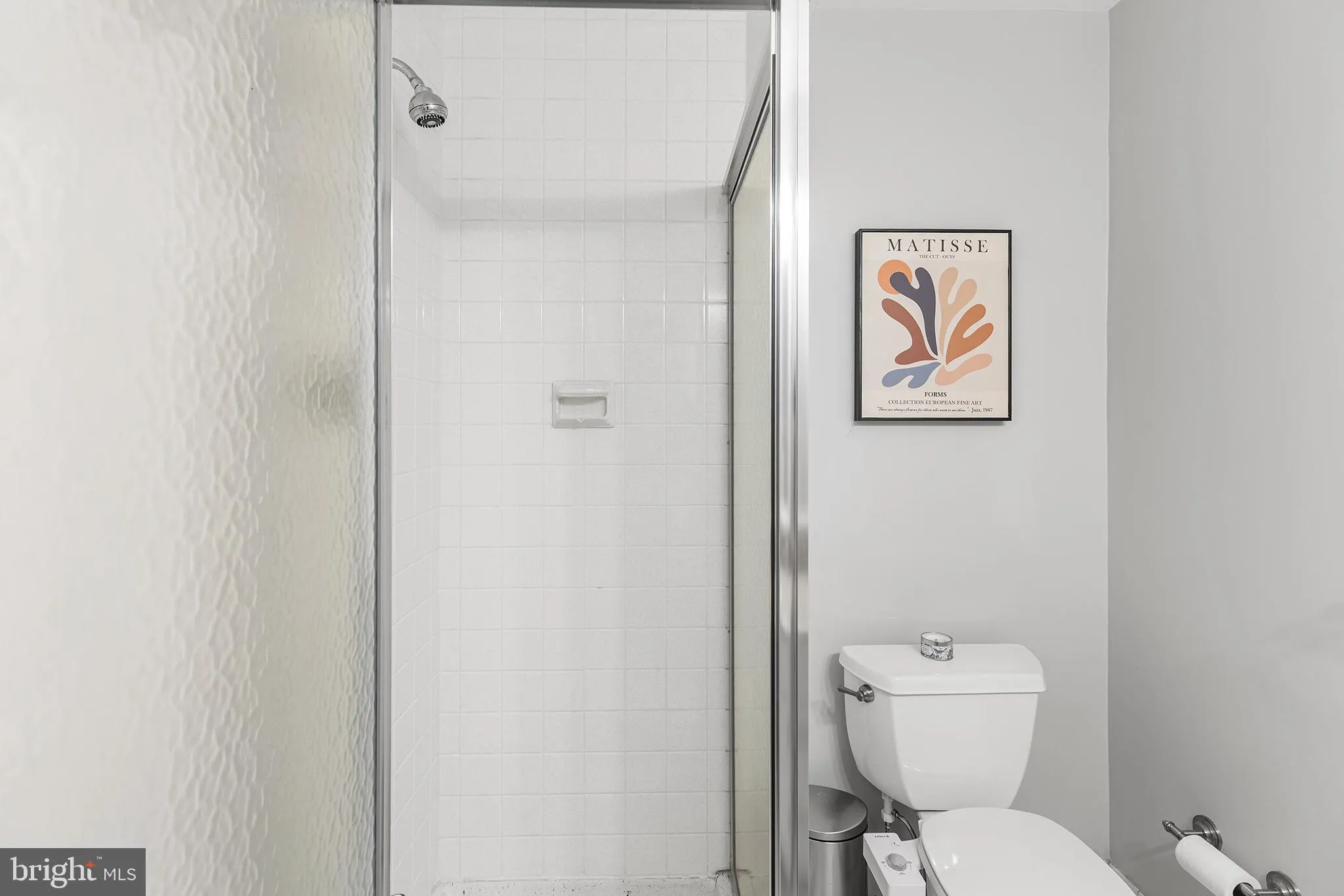 Berwyn, Pennsylvania 19312, United States, 4 Bedrooms Bedrooms, ,3 BathroomsBathrooms,Residential,Contingent,199431