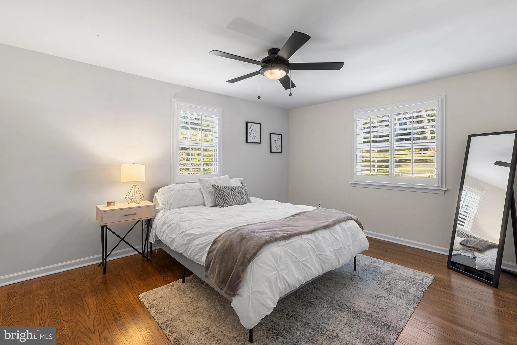 Berwyn, Pennsylvania 19312, United States, 4 Bedrooms Bedrooms, ,3 BathroomsBathrooms,Residential,Contingent,199431