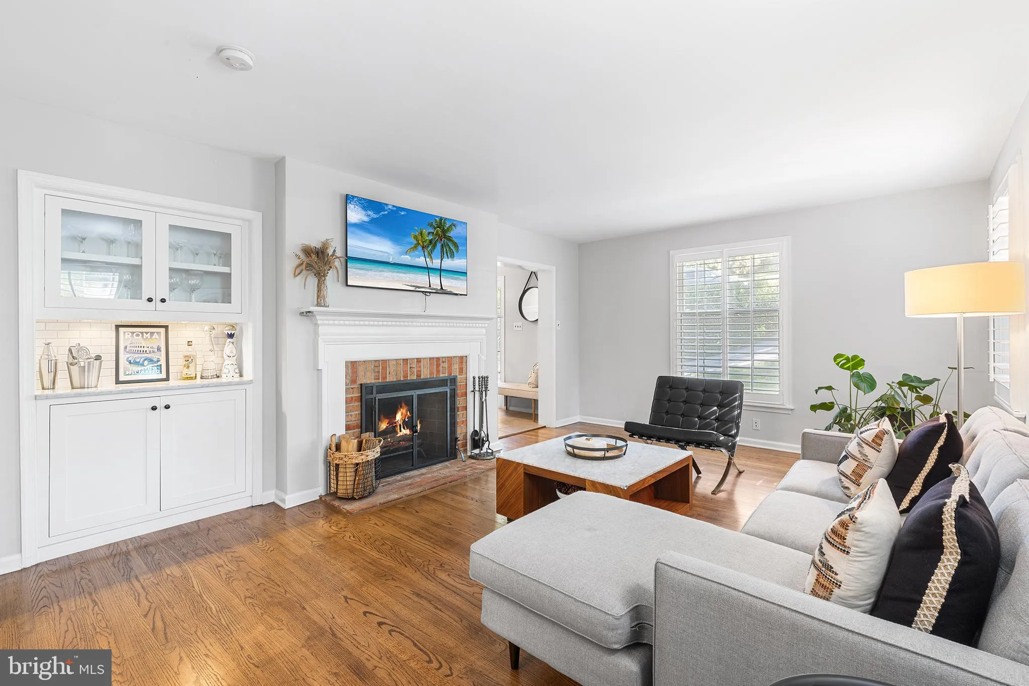 Berwyn, Pennsylvania 19312, United States, 4 Bedrooms Bedrooms, ,3 BathroomsBathrooms,Residential,Contingent,199431