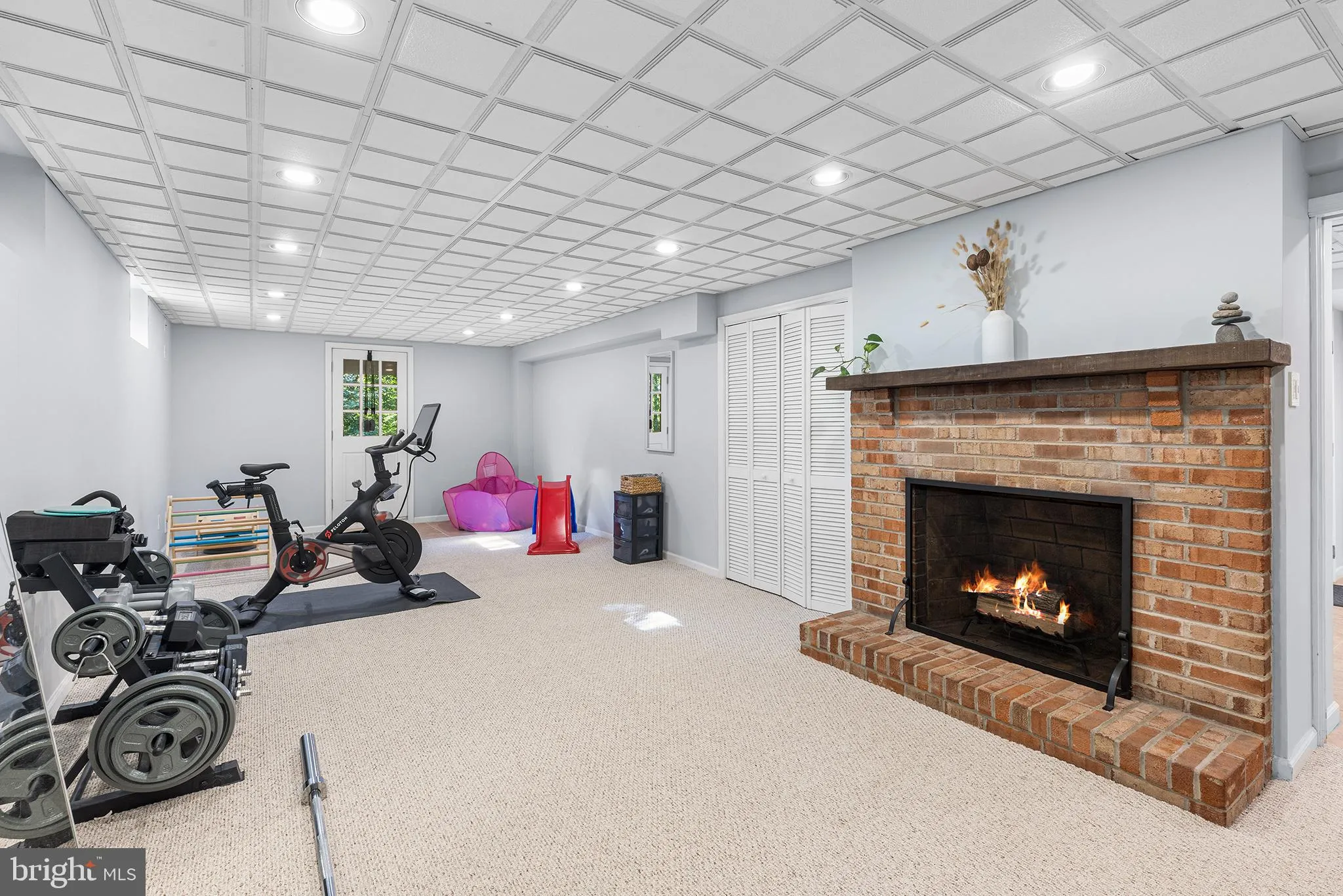 Berwyn, Pennsylvania 19312, United States, 4 Bedrooms Bedrooms, ,3 BathroomsBathrooms,Residential,Contingent,199431