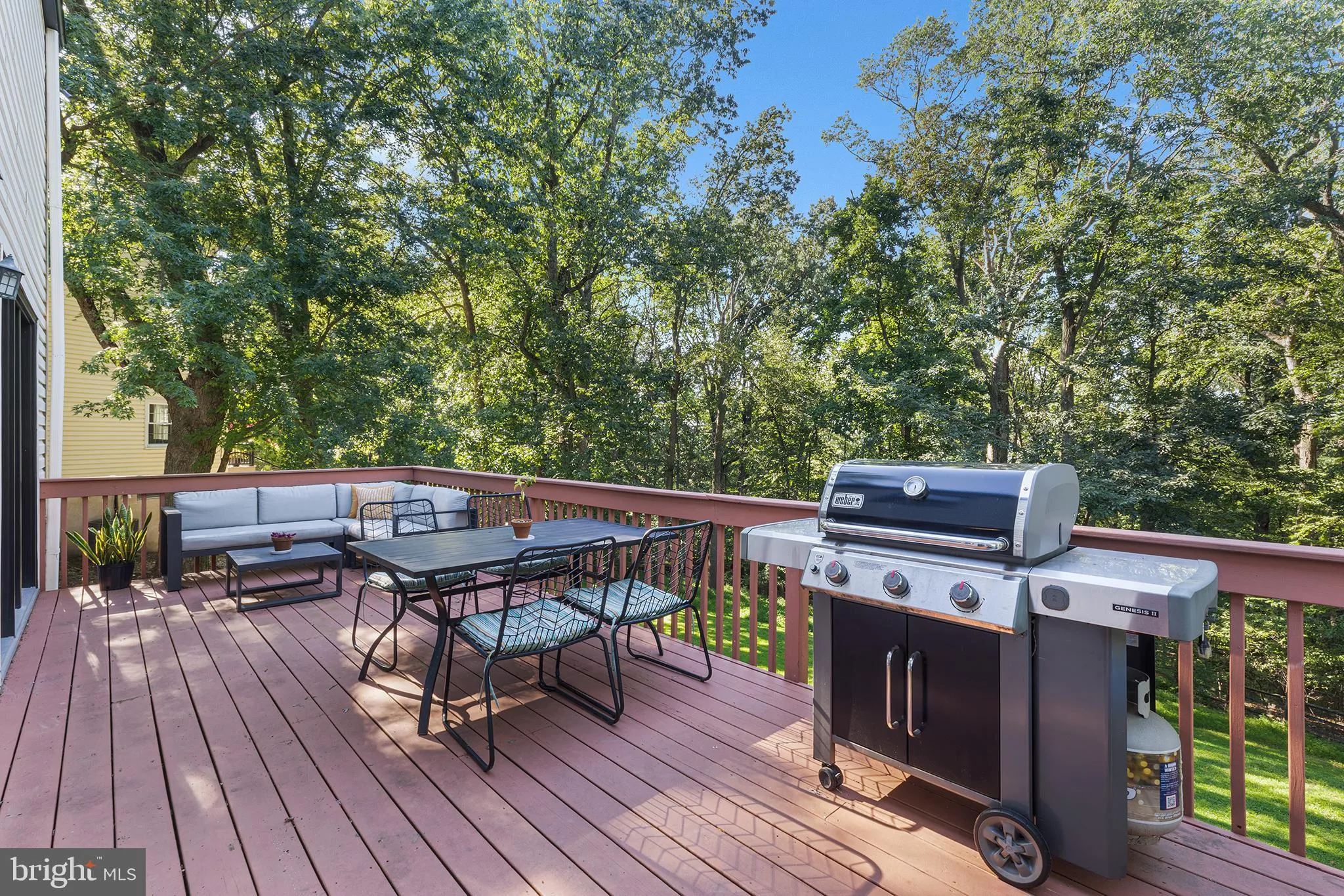 Berwyn, Pennsylvania 19312, United States, 4 Bedrooms Bedrooms, ,3 BathroomsBathrooms,Residential,Contingent,199431