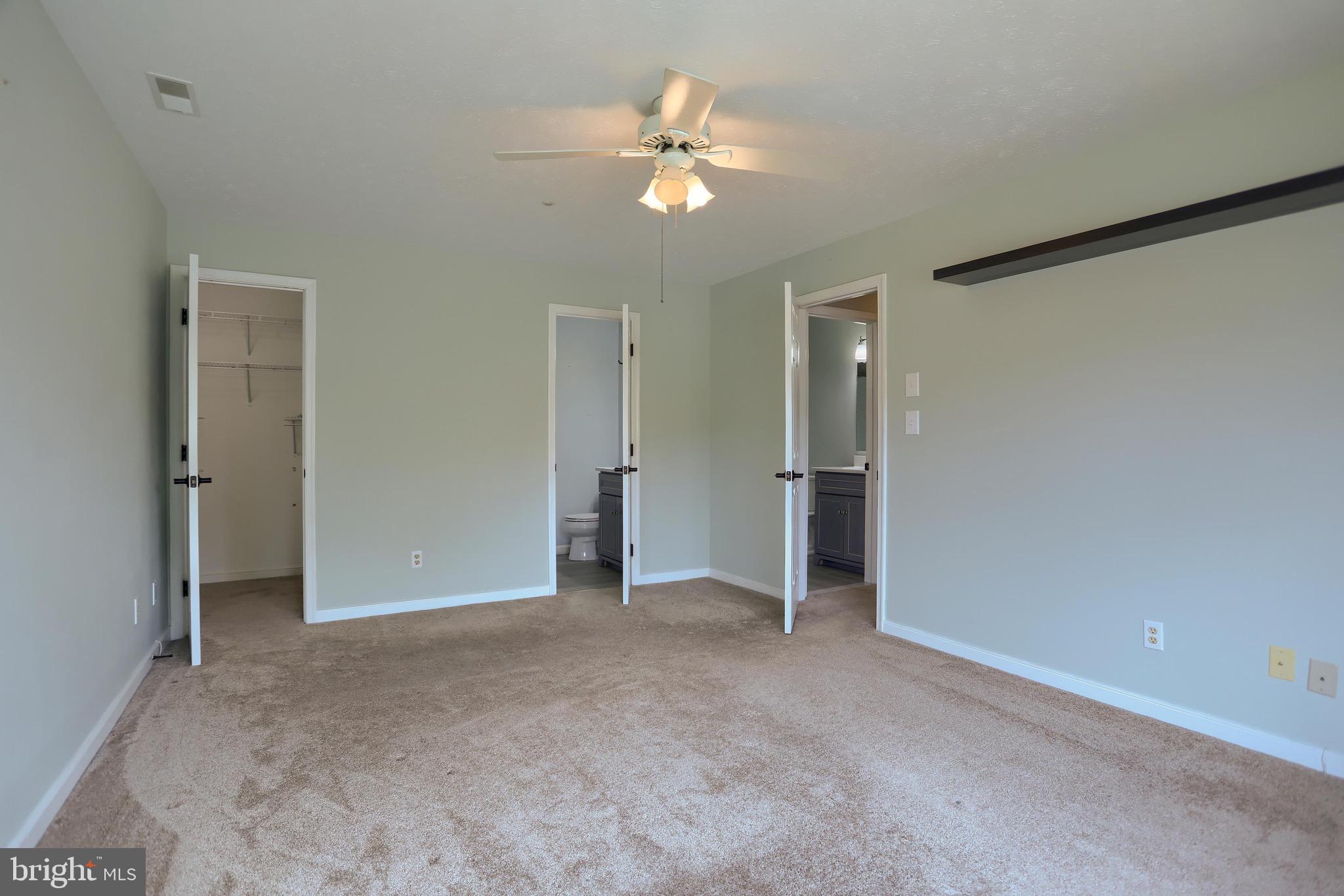 THE POND - Residential