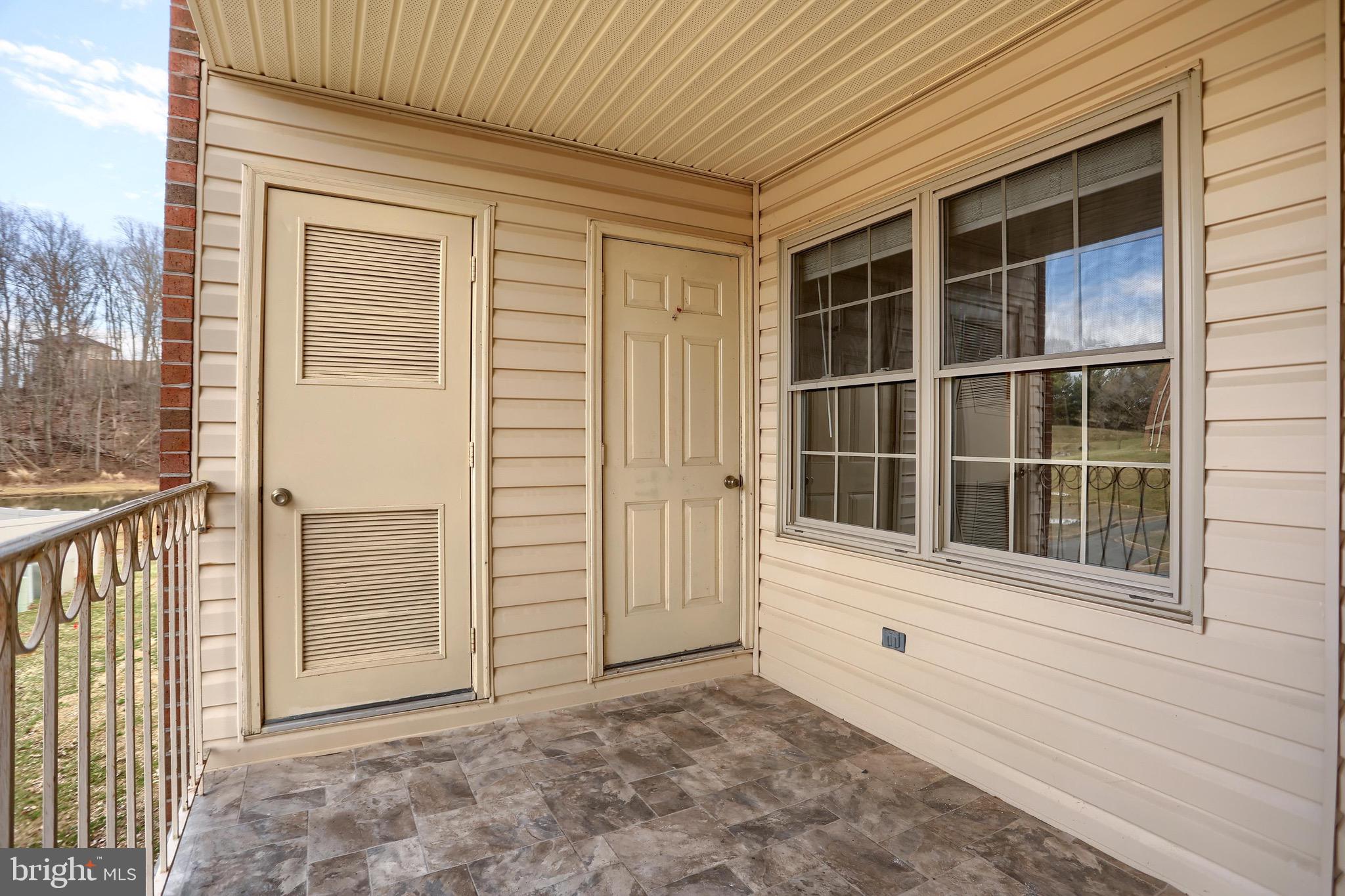 THE POND - Residential