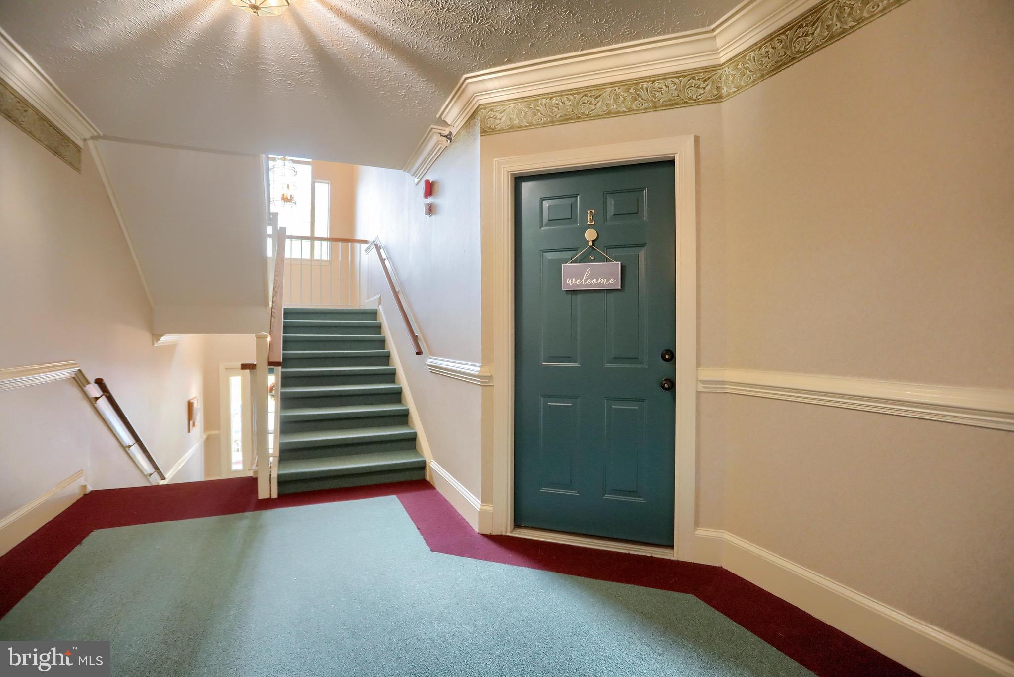 THE POND - Residential