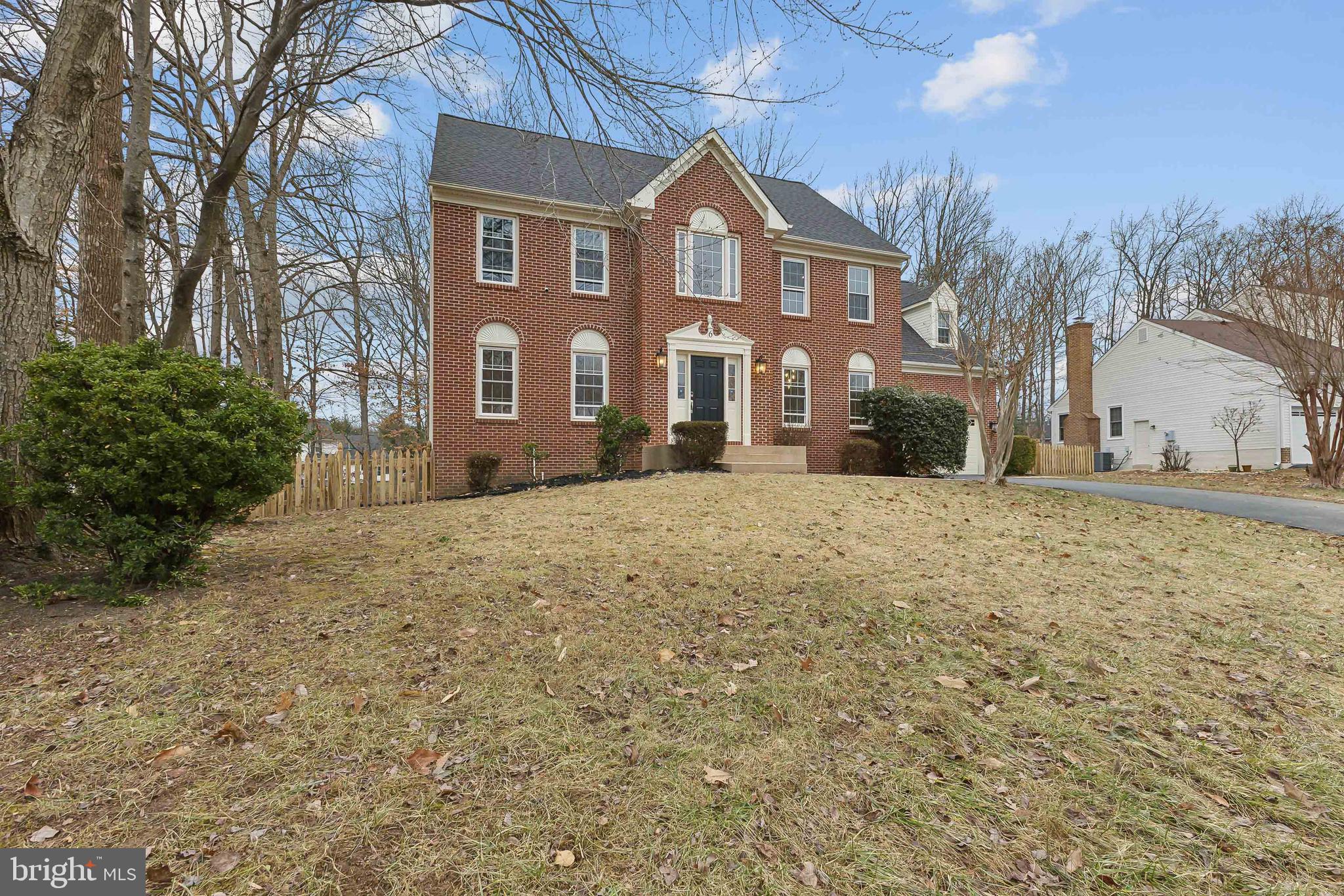 6 LYNCHESTER DRIVE