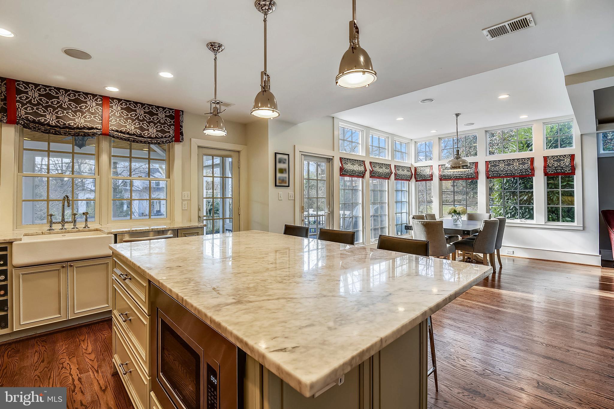 JEFFERSON PARK - Residential