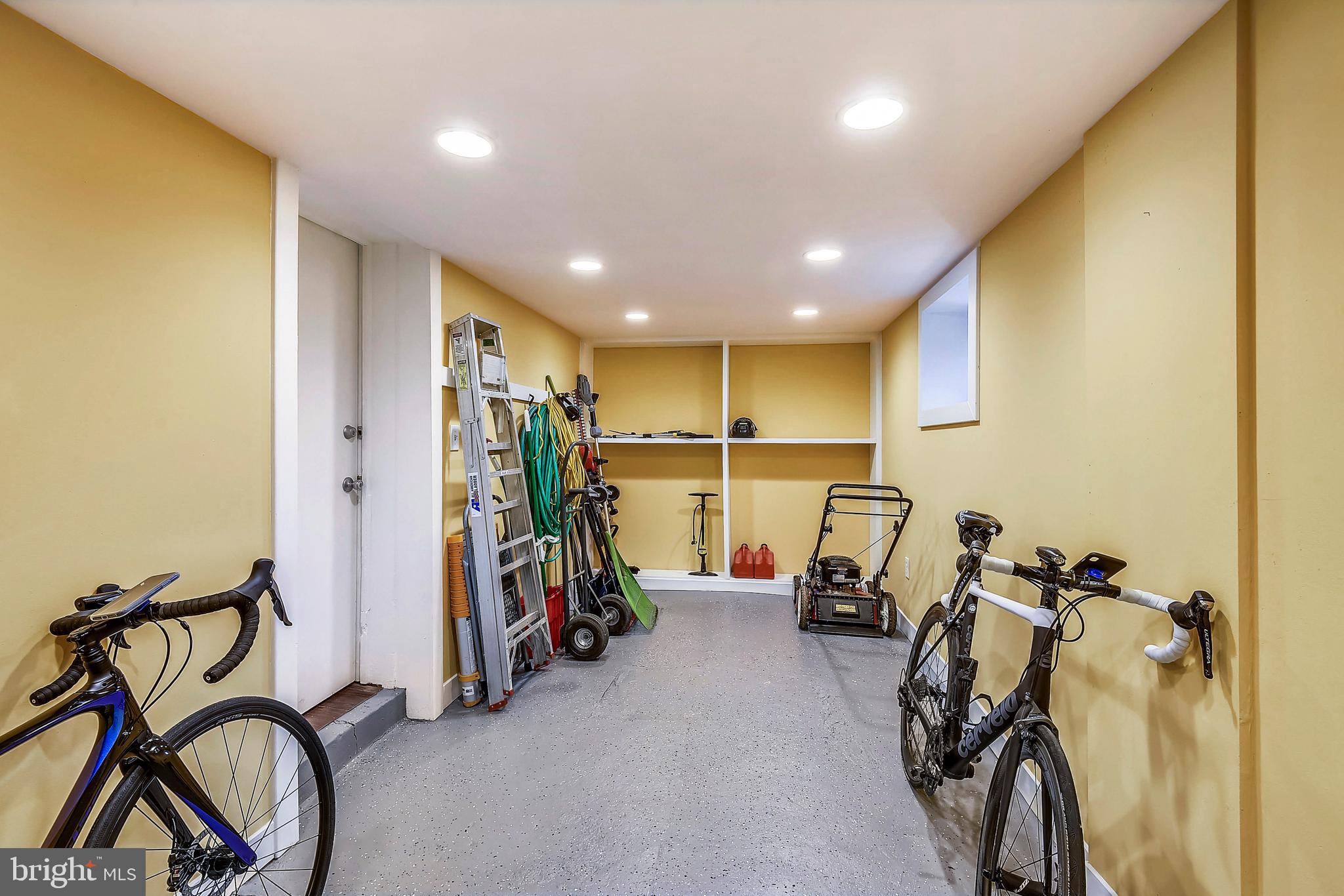 JEFFERSON PARK - Residential