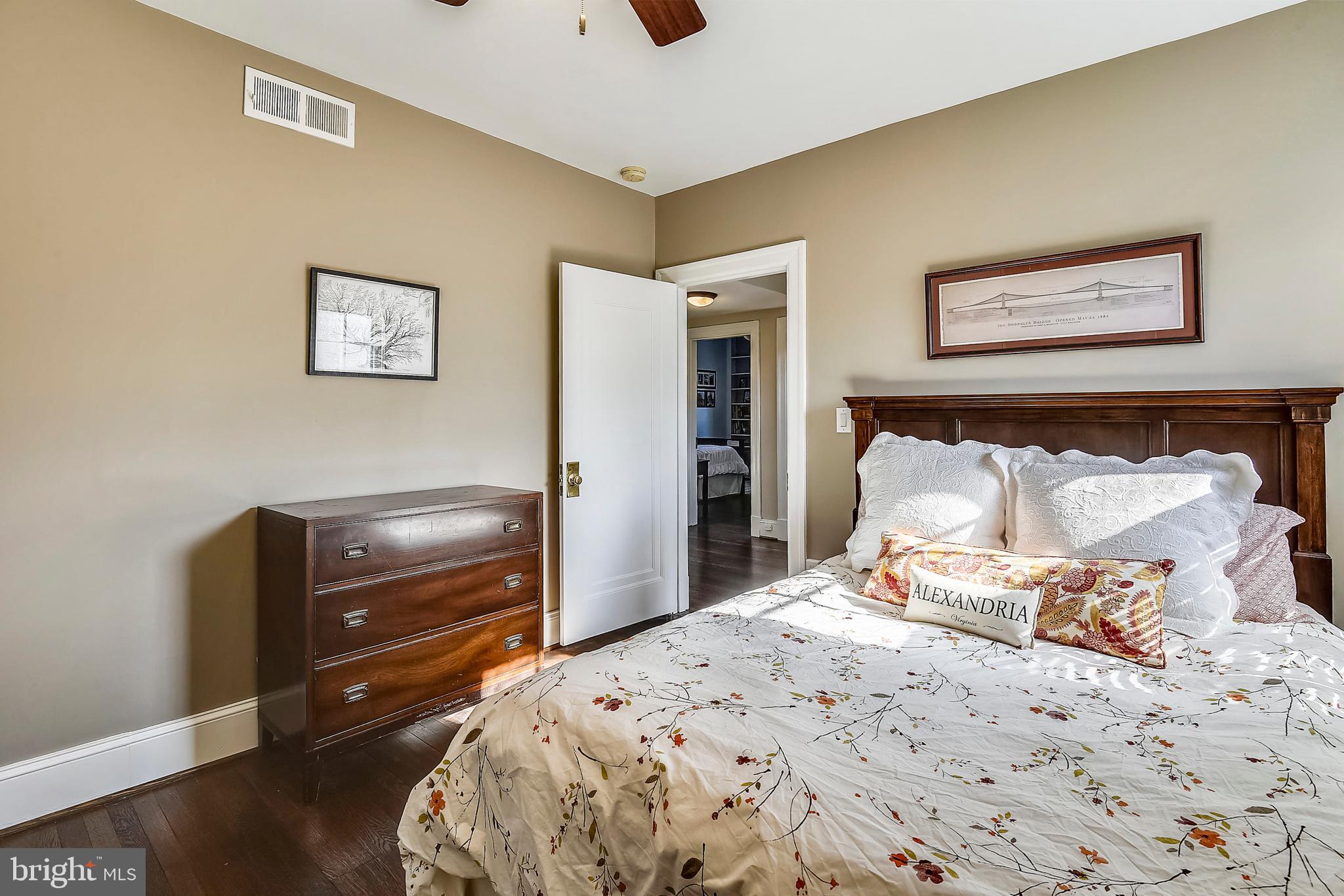 JEFFERSON PARK - Residential