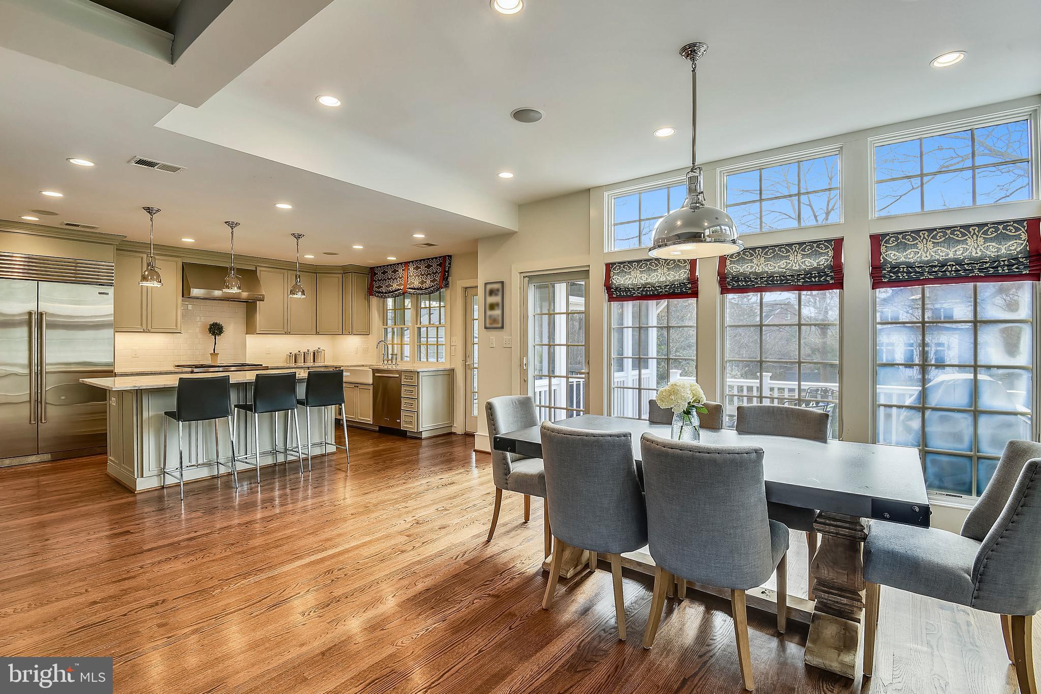 JEFFERSON PARK - Residential