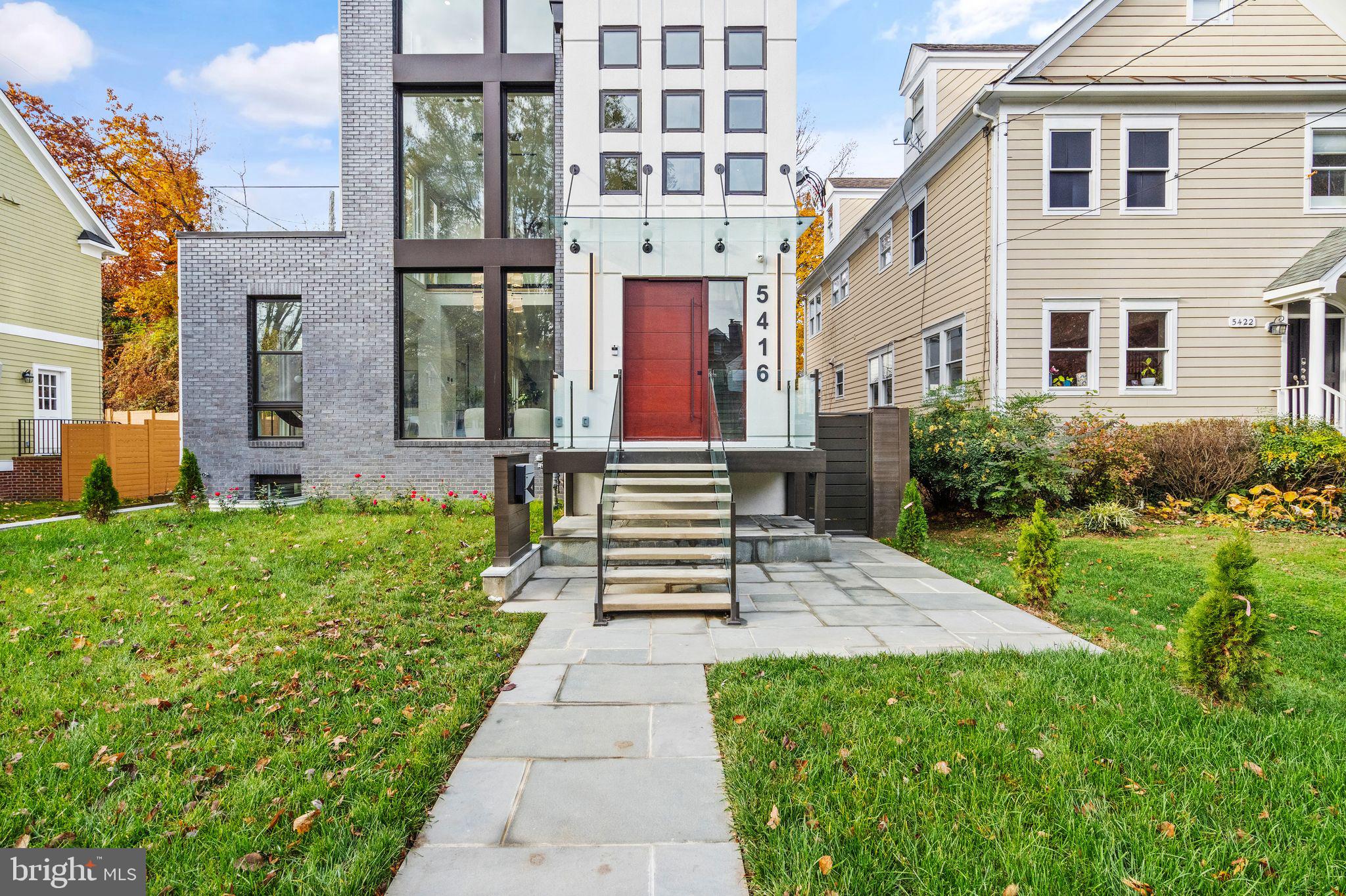 CHEVY CHASE - Residential